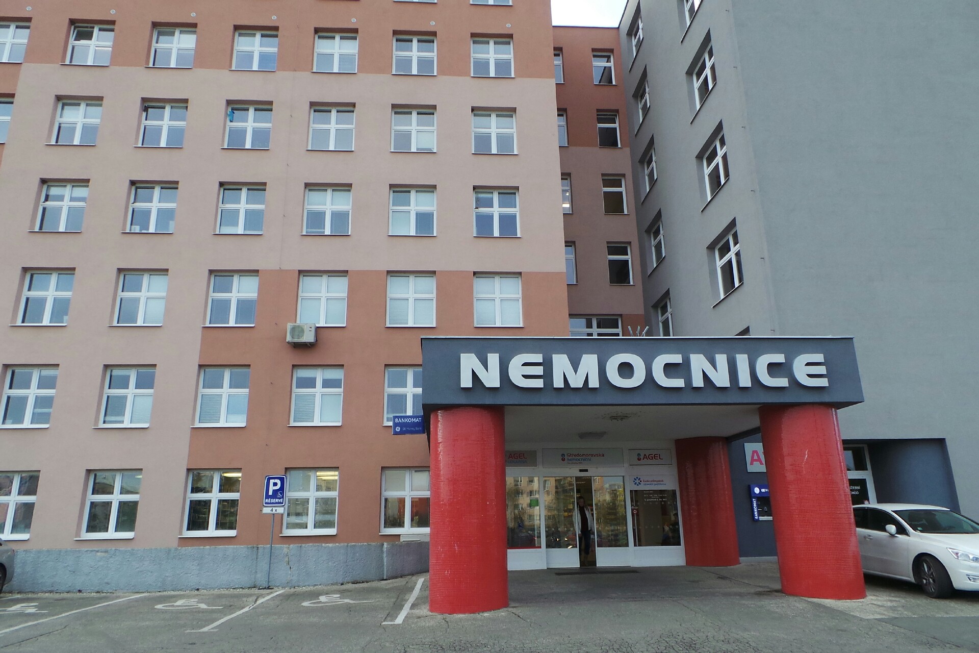 Kožní ambulance III - světloléčba - Nemocnice AGEL Prostějov