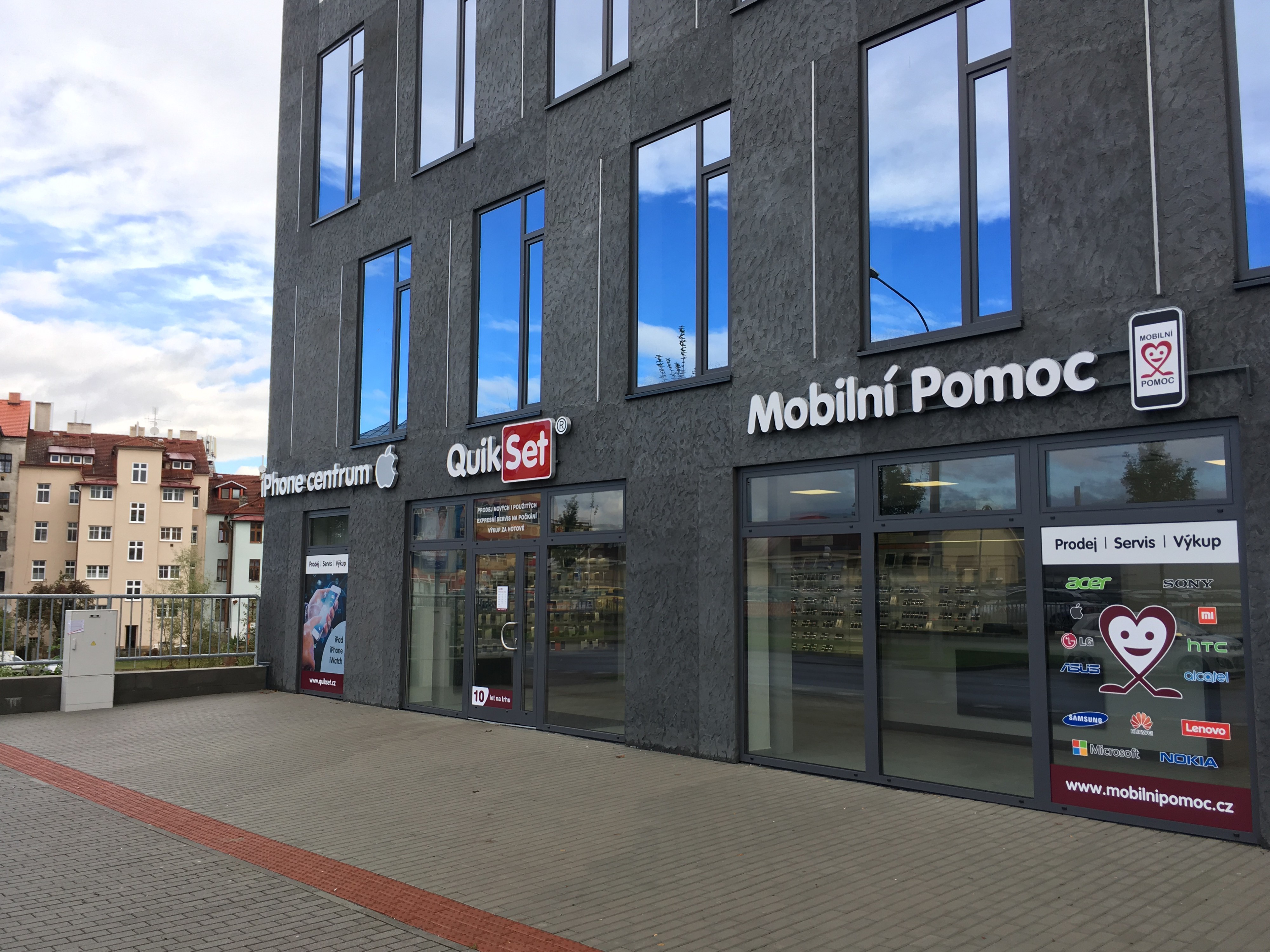 QuikSet – prodej a servis mobilních telefonů foto 5