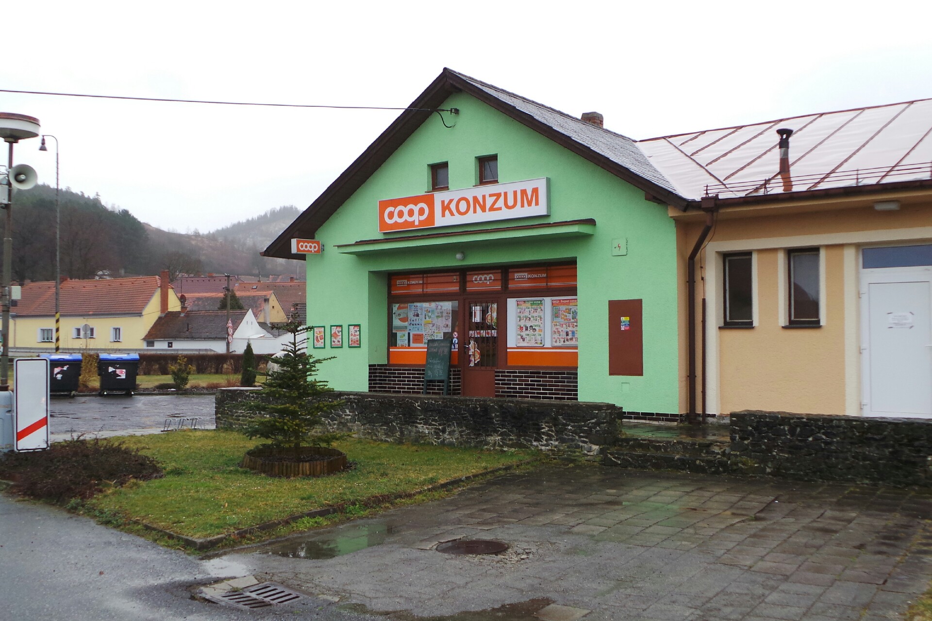 COOP