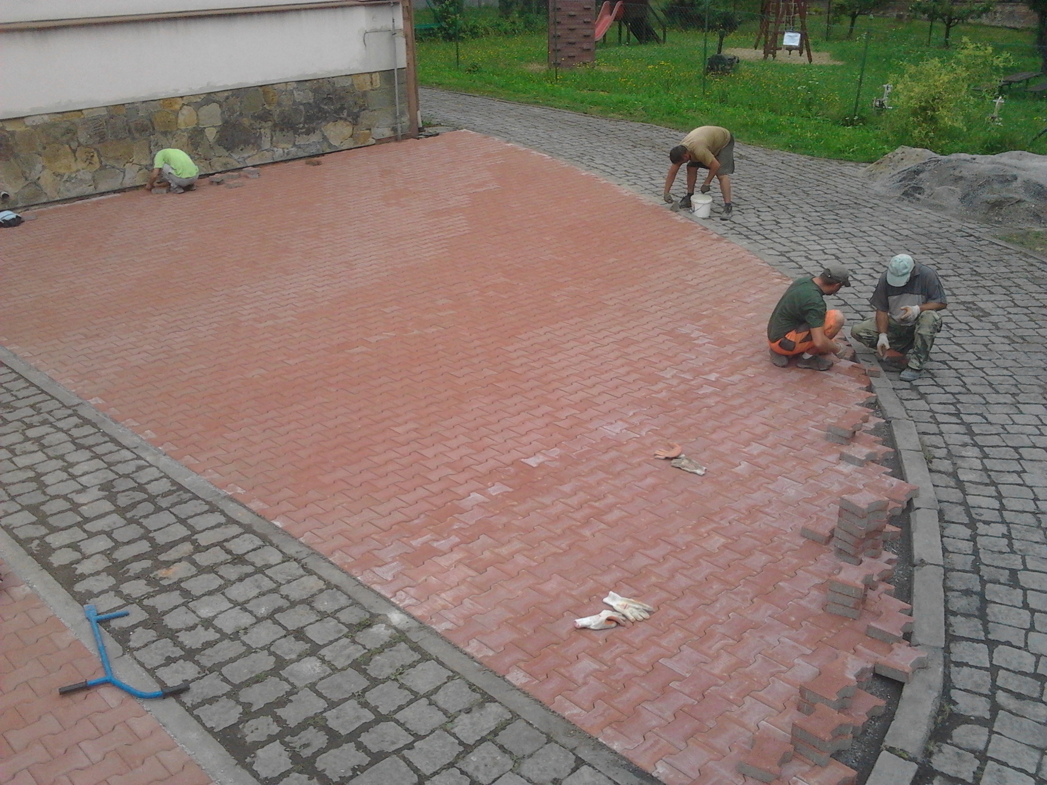 ZABRZECKI a VALENTA, s.r.o. foto 4