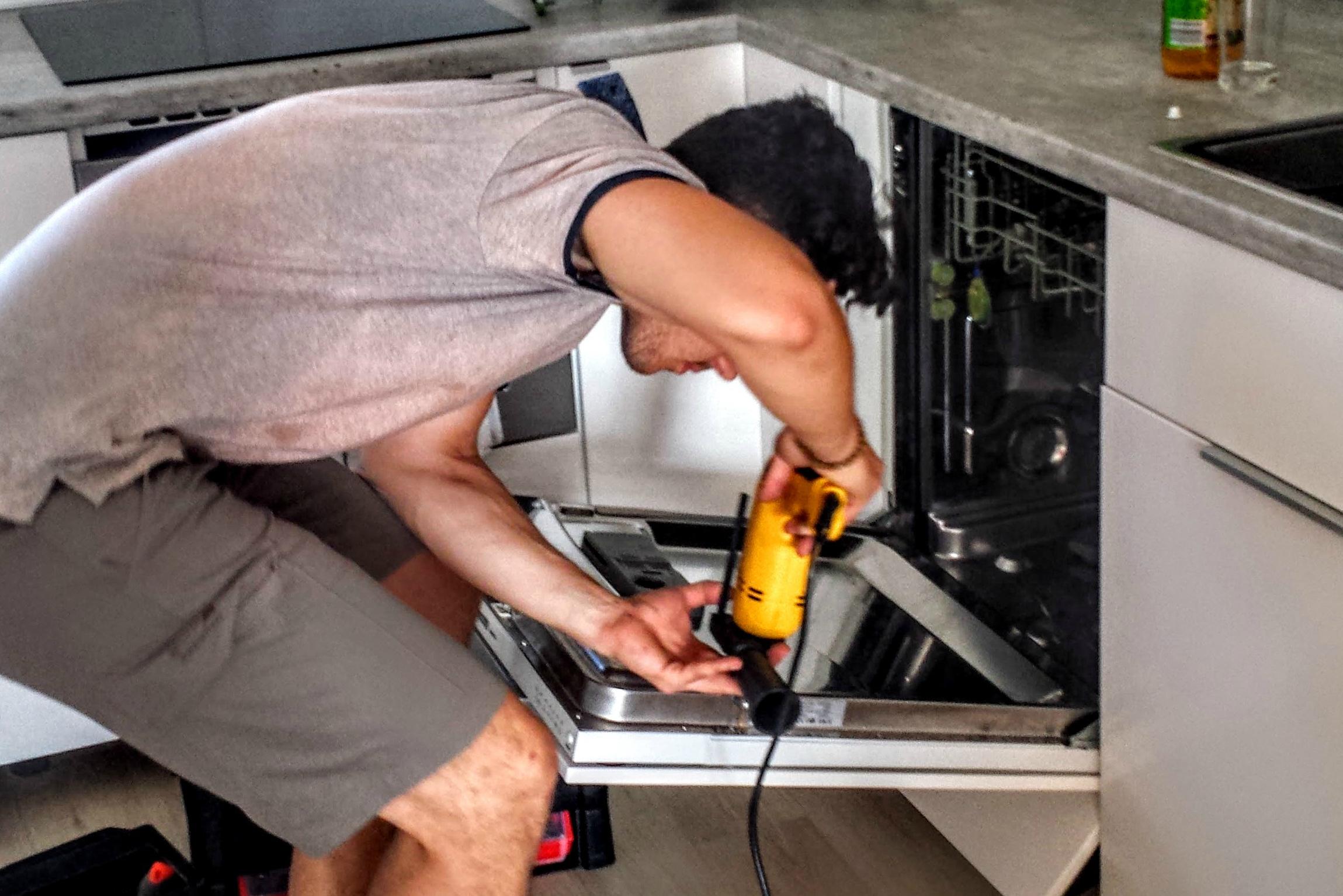 Hodinový manžel Martin Bella