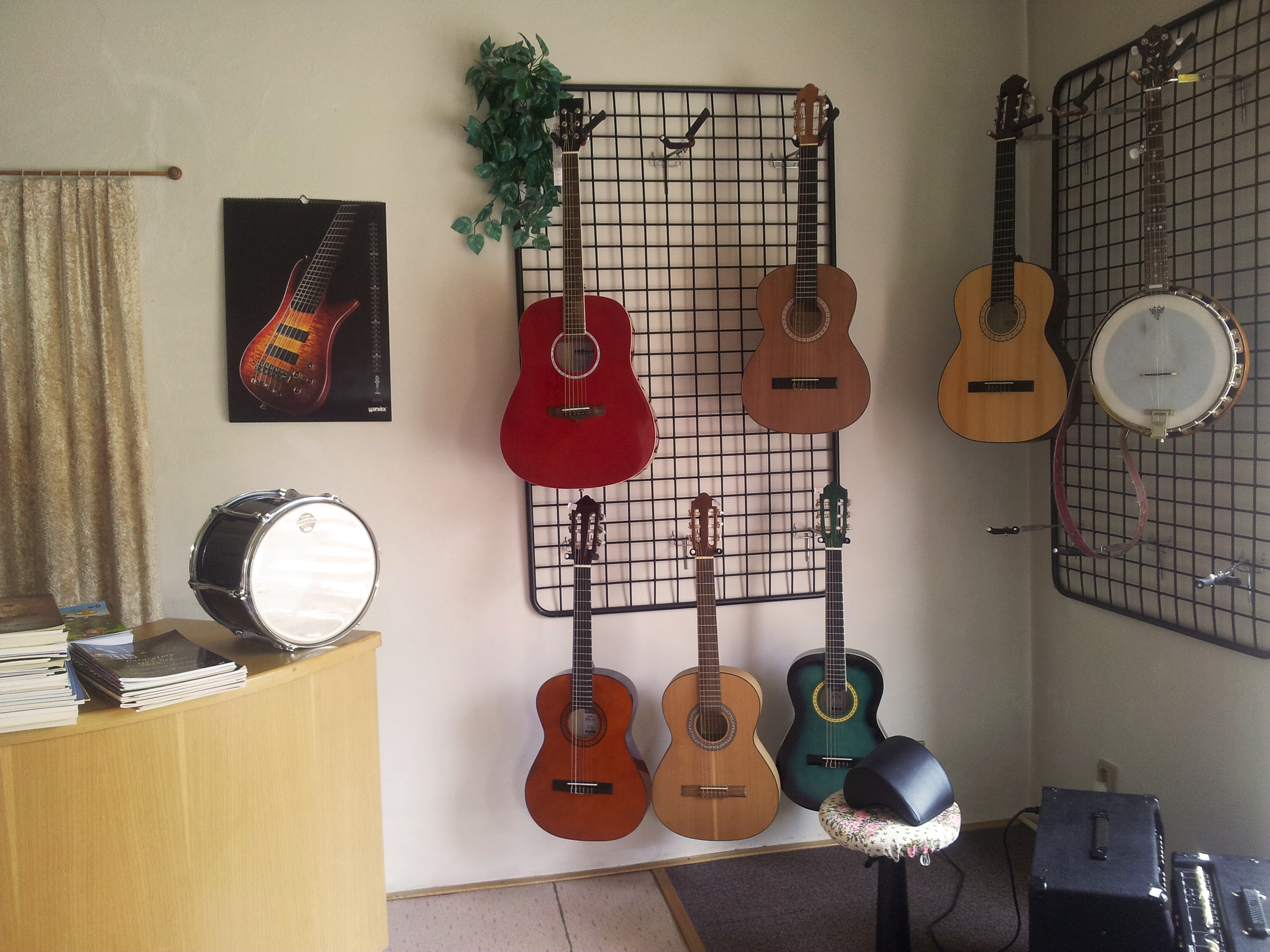 Lyra - Hudební nástroje foto 3