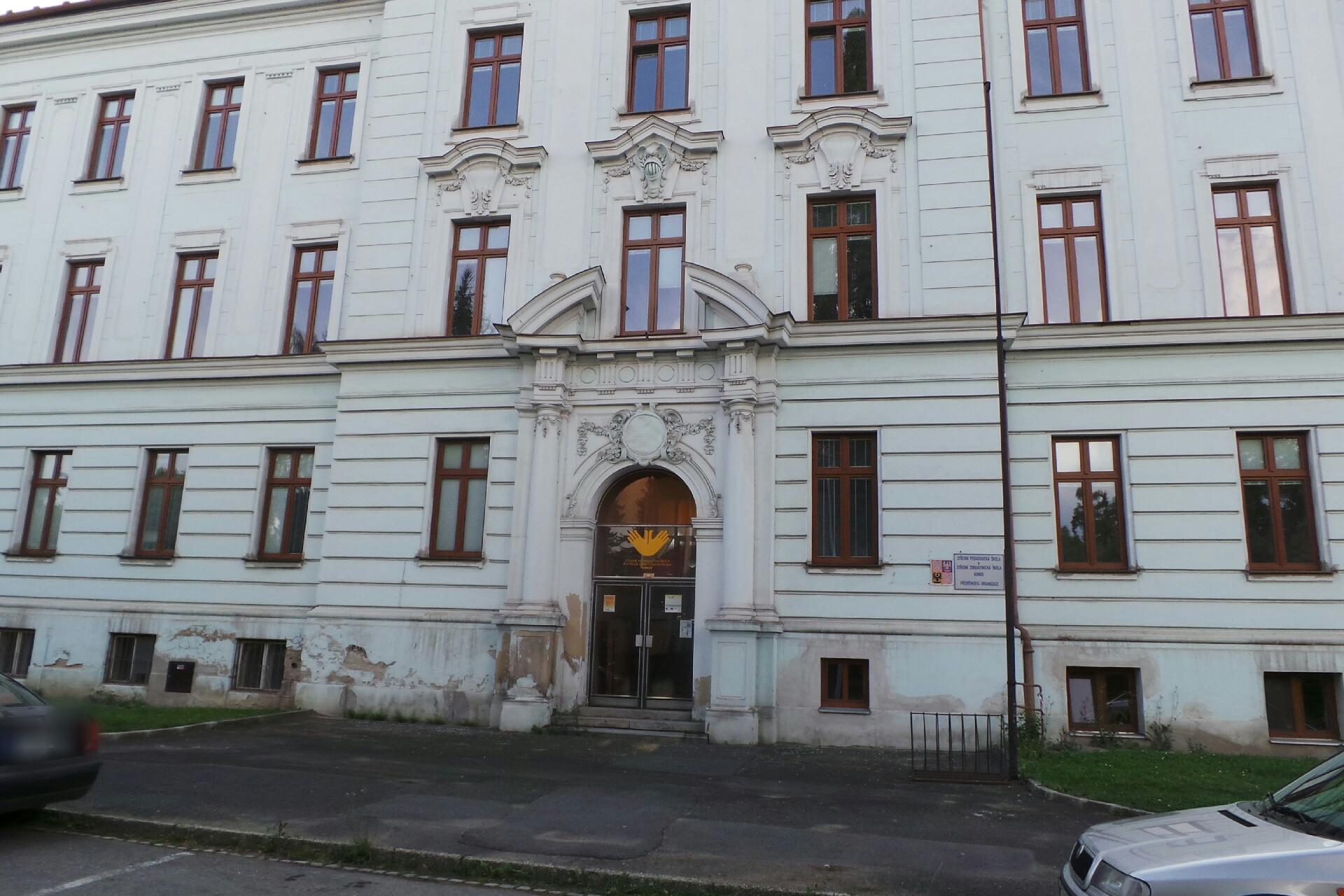 Střední pedagogická škola a Střední zdravotnická škola Krnov - školní jídelna