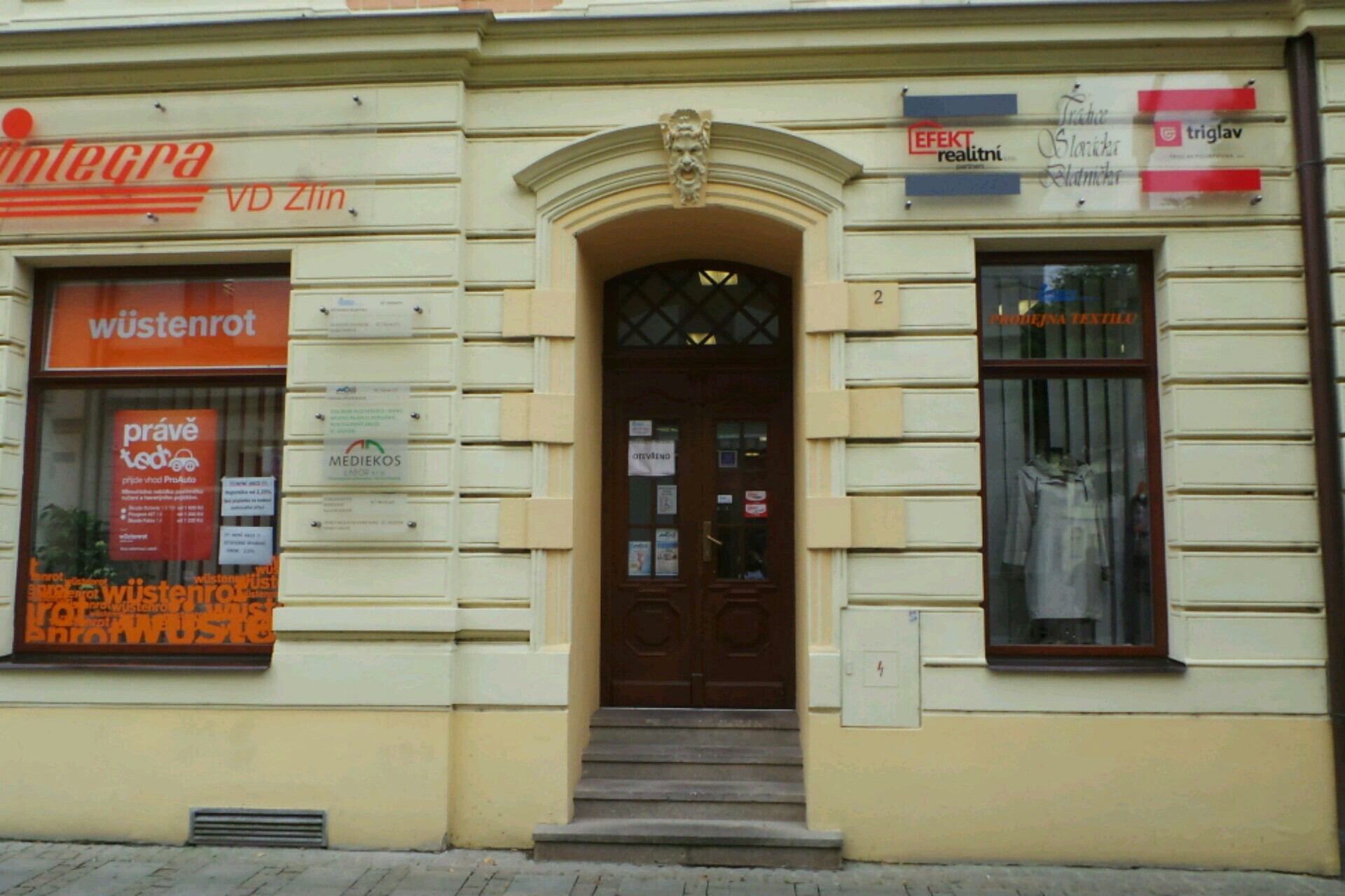 EFEKT realitní, s.r.o.