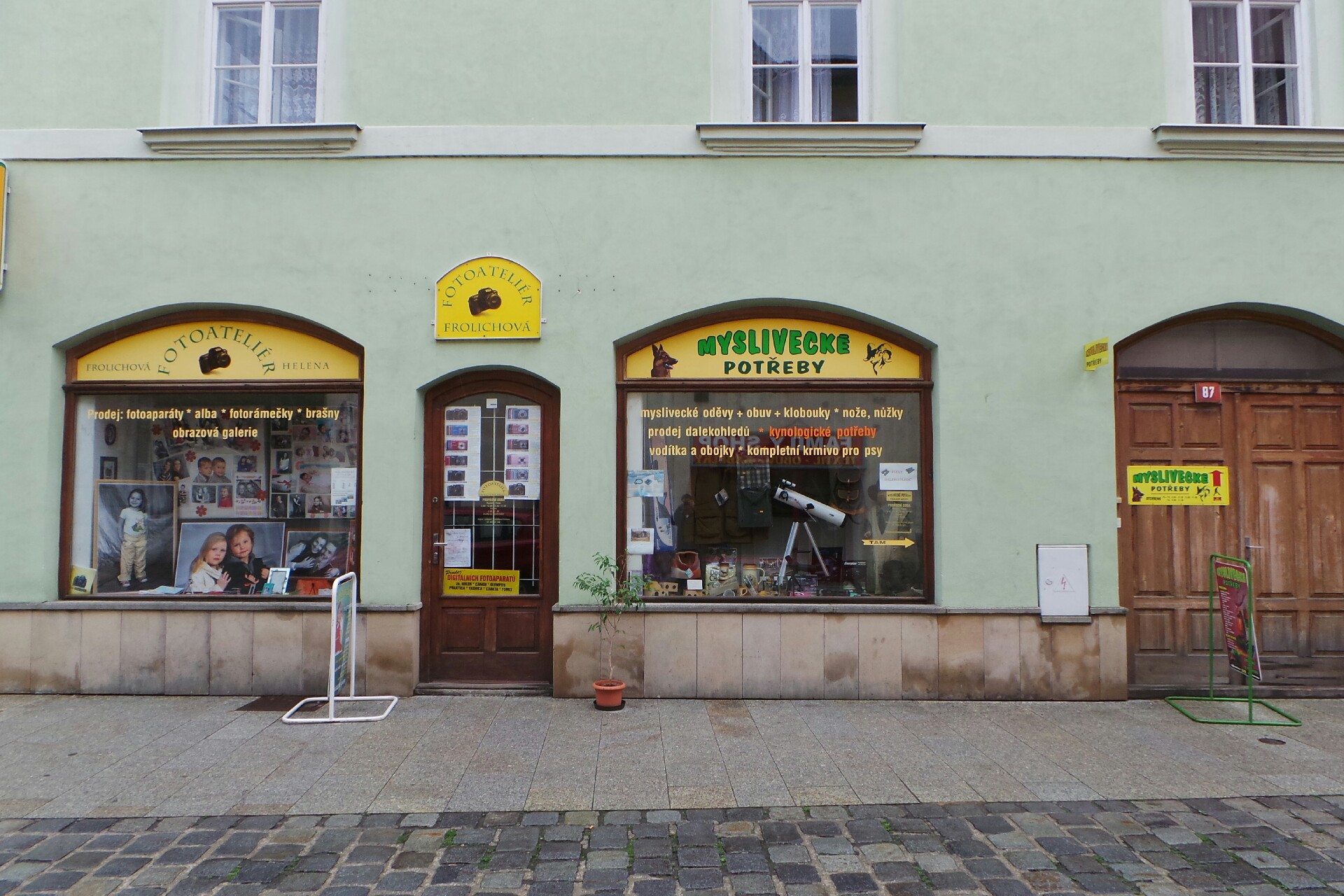 FOTOATELIÉR Frolichová Helena