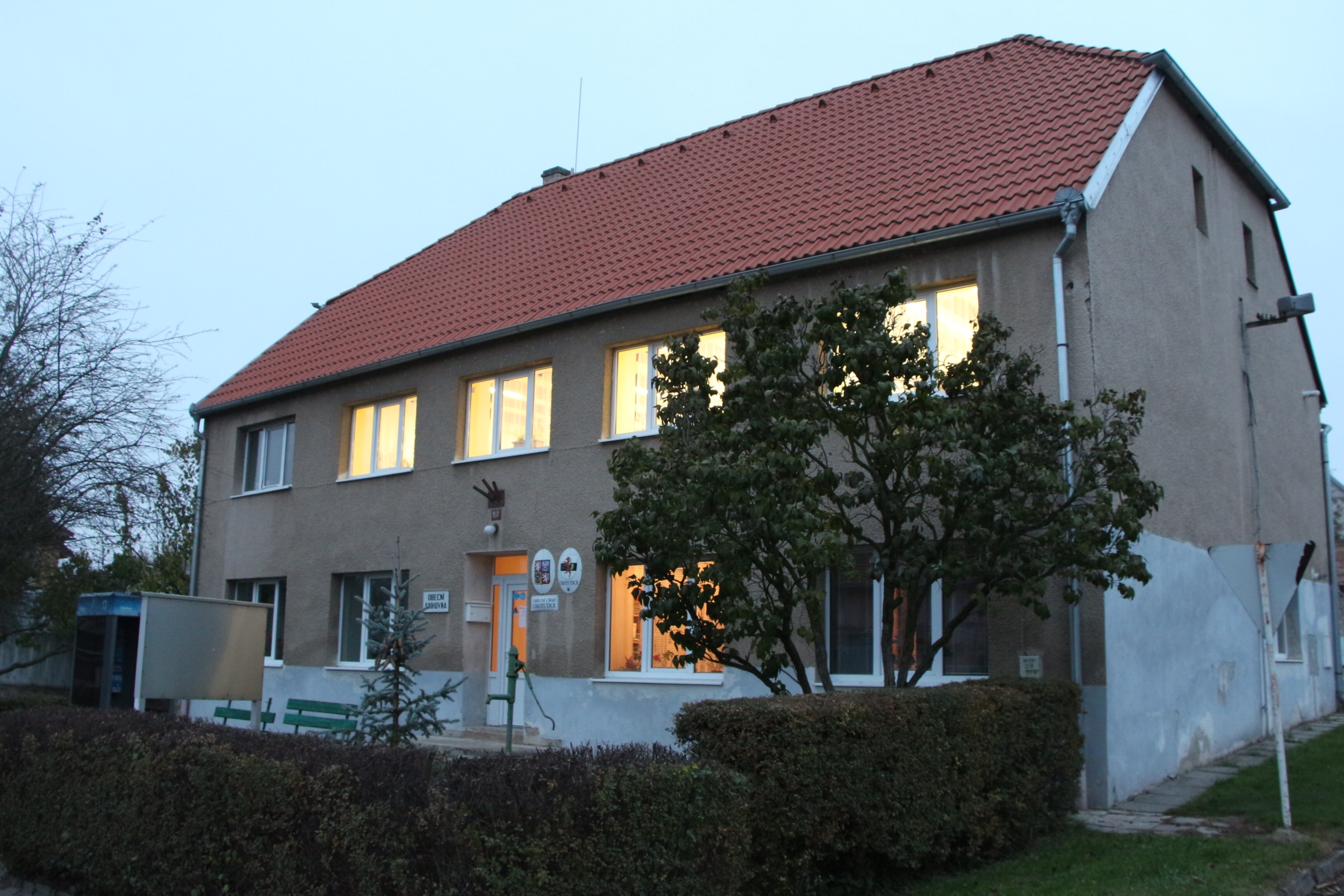 Chotutice - obecní úřad