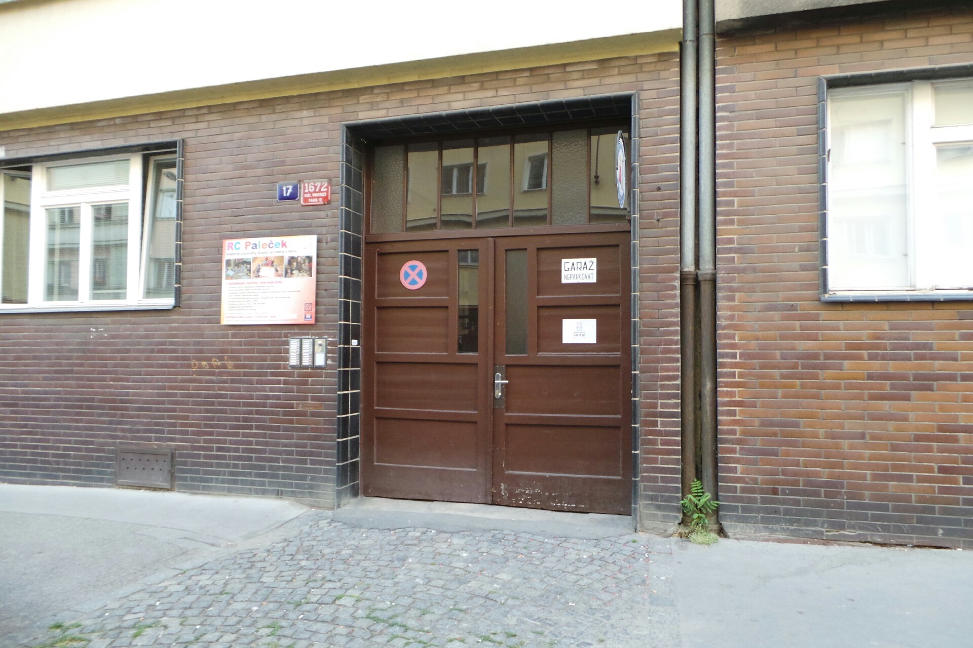 Rodinné a komunitní centrum PALEČEK