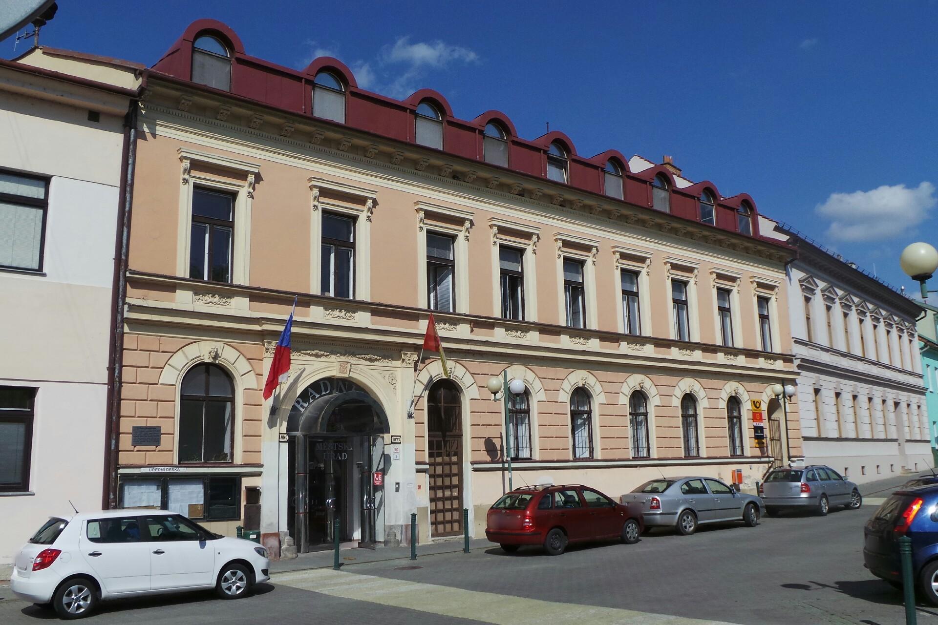 MÚ Šlapanice - Odbor investic a správy majetku