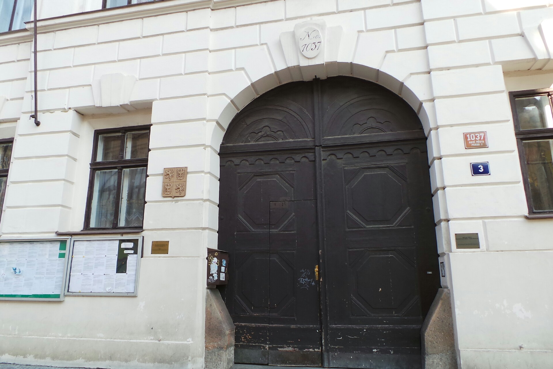 Úřad pro zastupování státu ve věcech majetkových - Územní pracoviště Střední Čechy