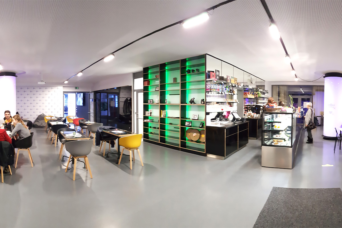 Kavárna - Filmový uzel Zlín