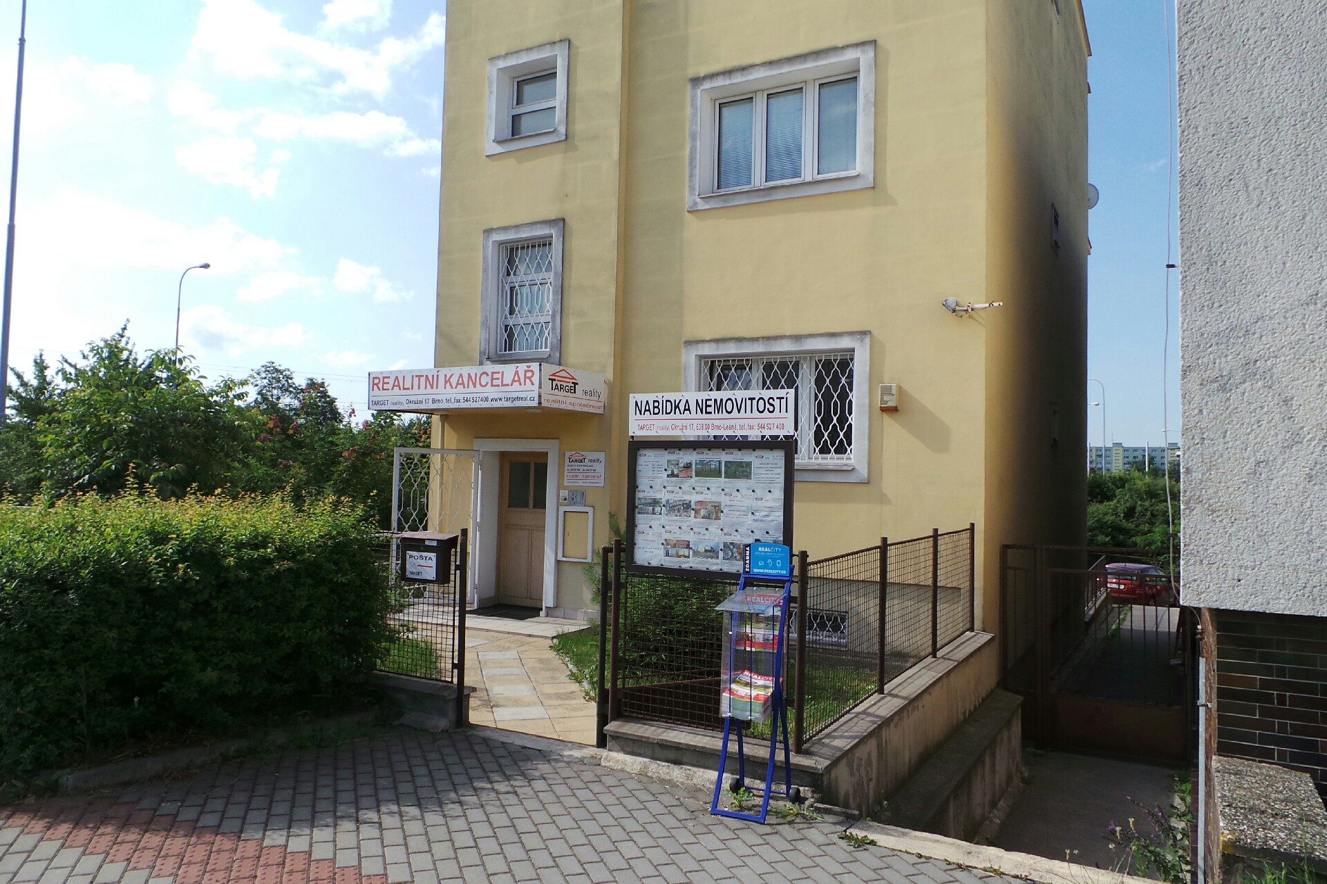 Nevěčný Milan, JUDr. Ph.D., advokát