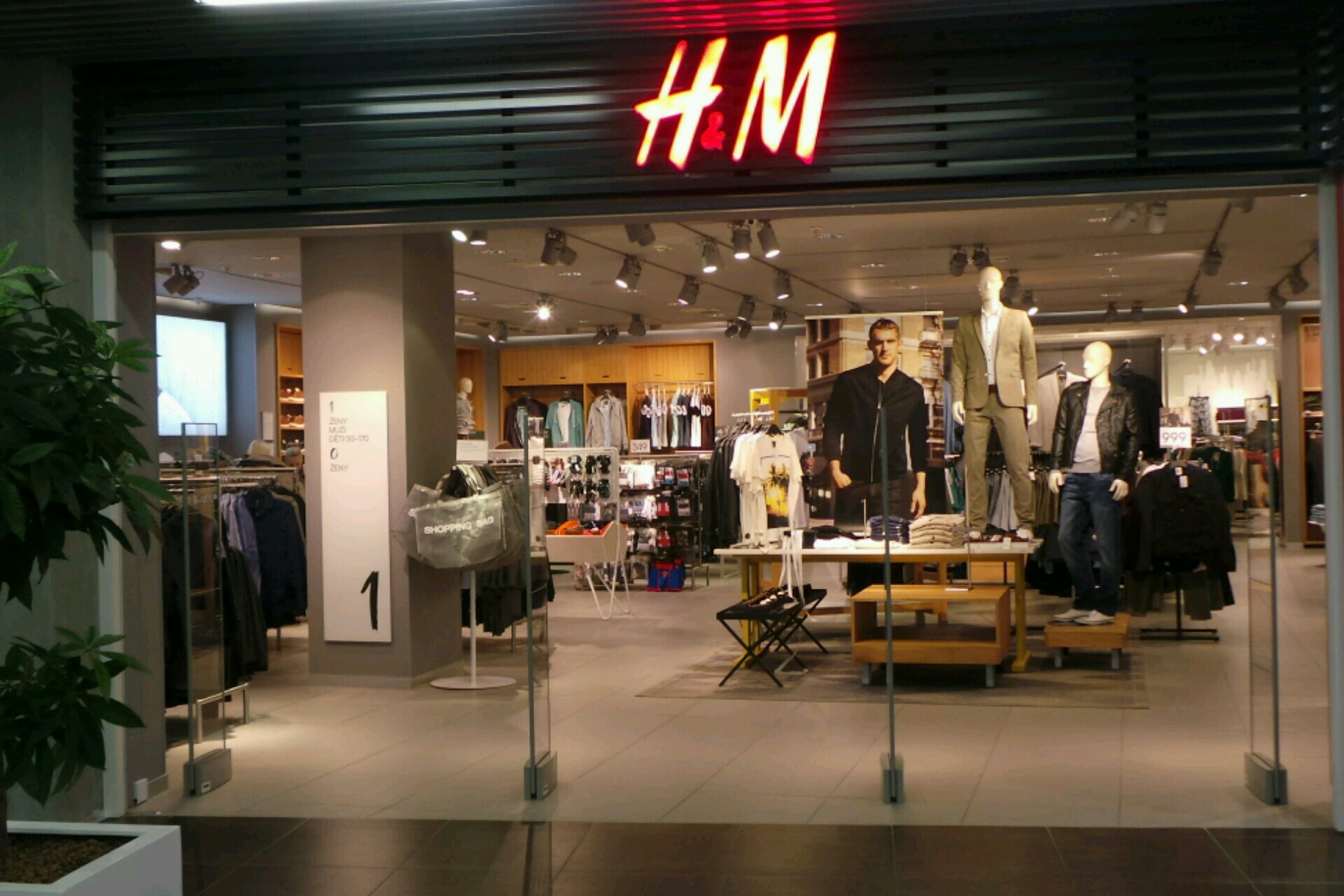 H & M