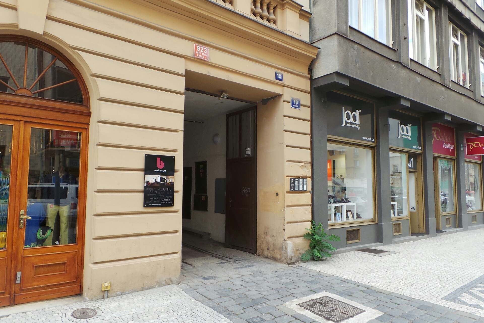 Junák - český skaut, středisko 77 ROD SOVY Praha, z. s.