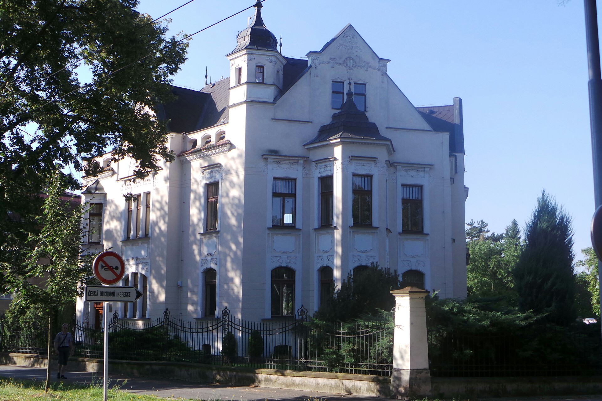 Česká aukční a dražební, a.s.