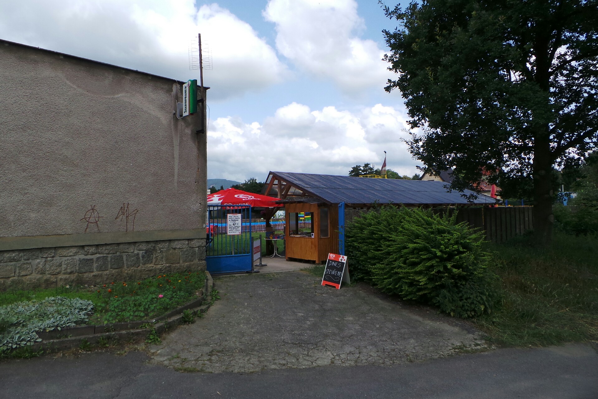 Koupaliště Vápenka foto 2