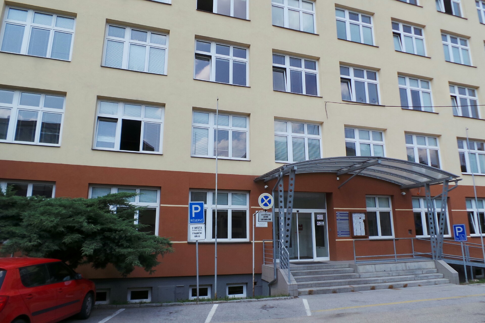 JUDr. Ladislav Decarli