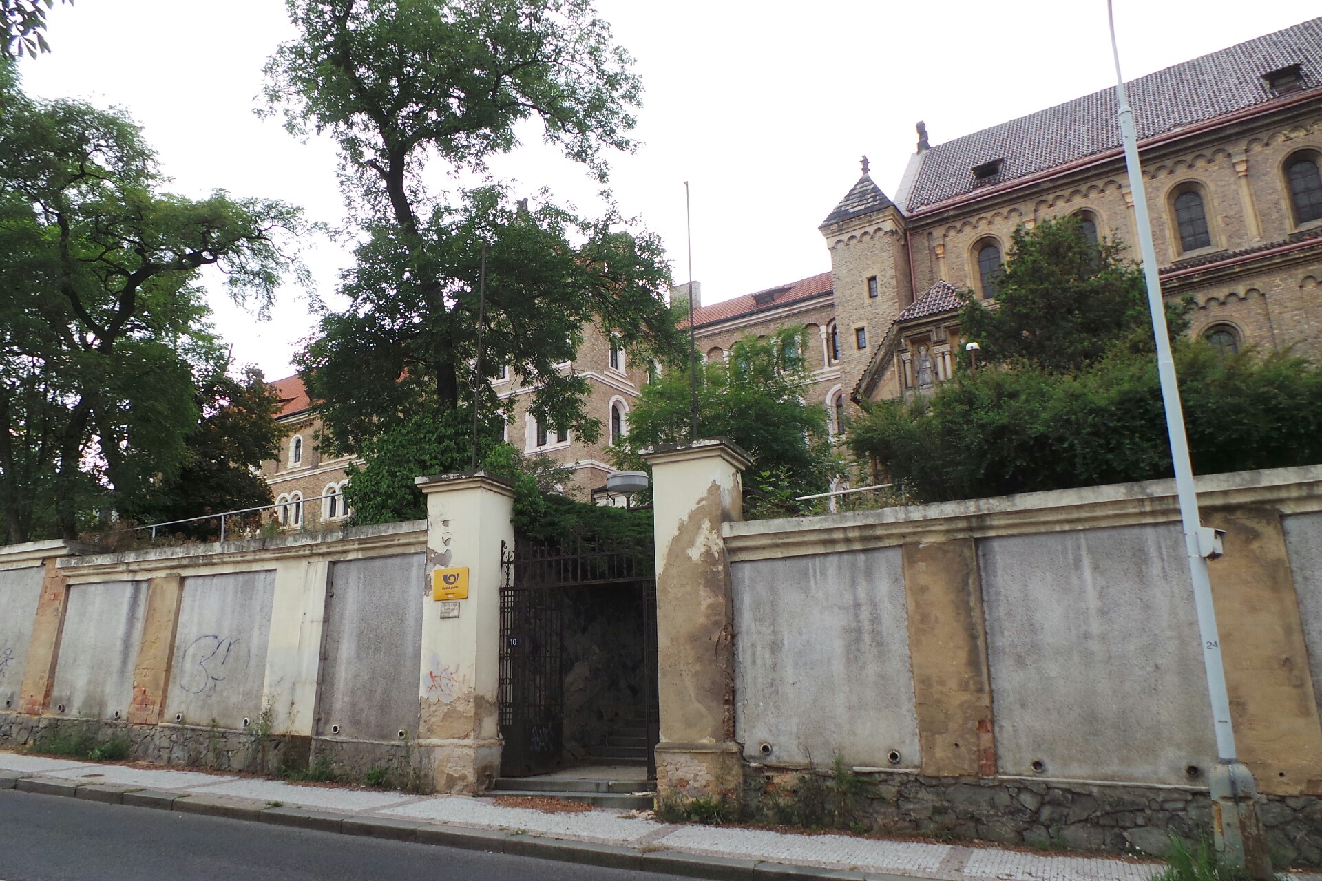 JUDr. Ilja Lamprecht, advokát