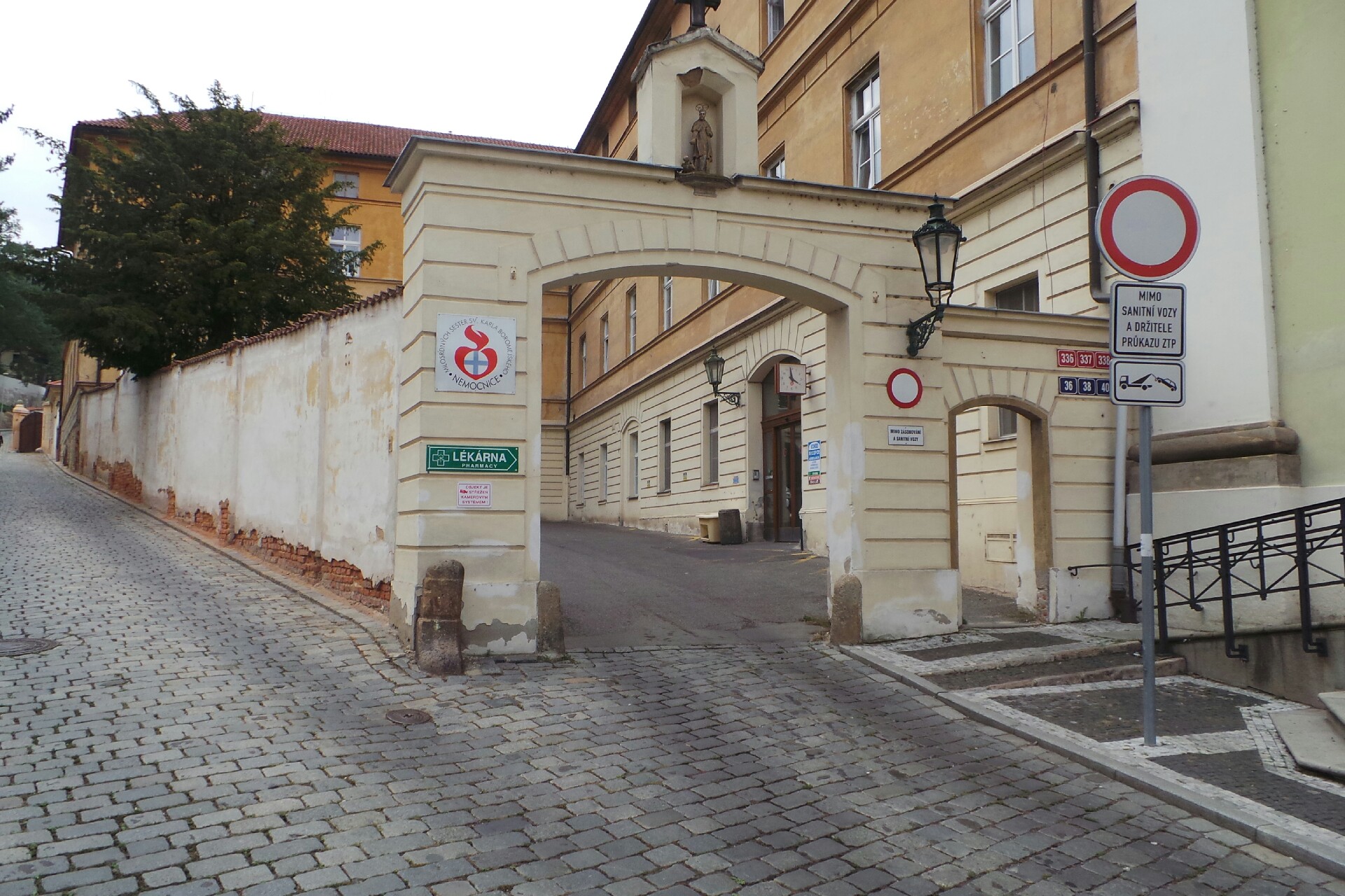 Ambulance bolesti - Nemocnice Milosrdných sester sv. Karla Boromejského v Praze