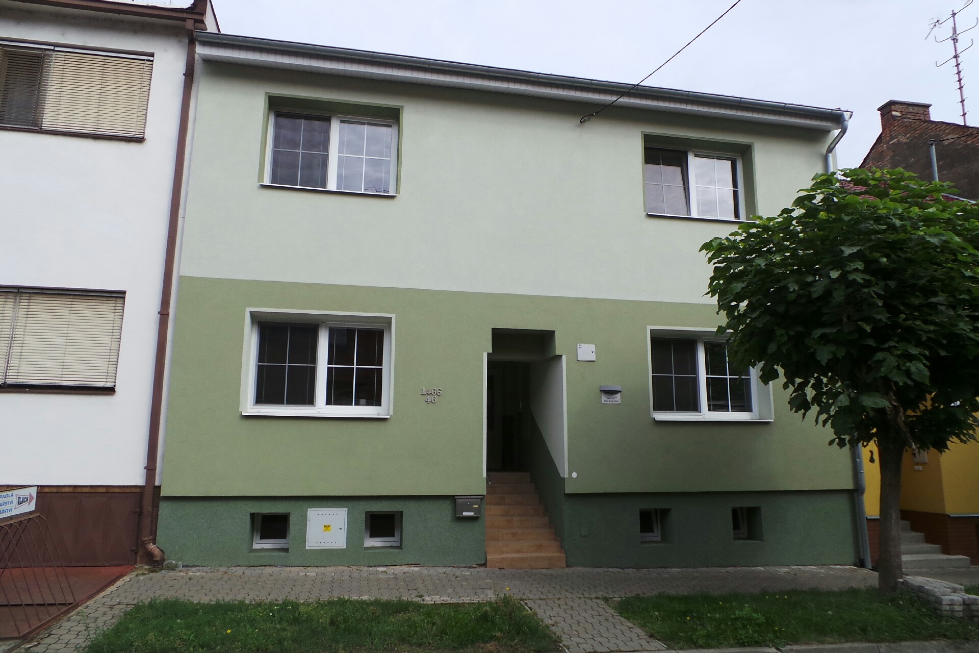 ICHTOS, spol. s r.o.