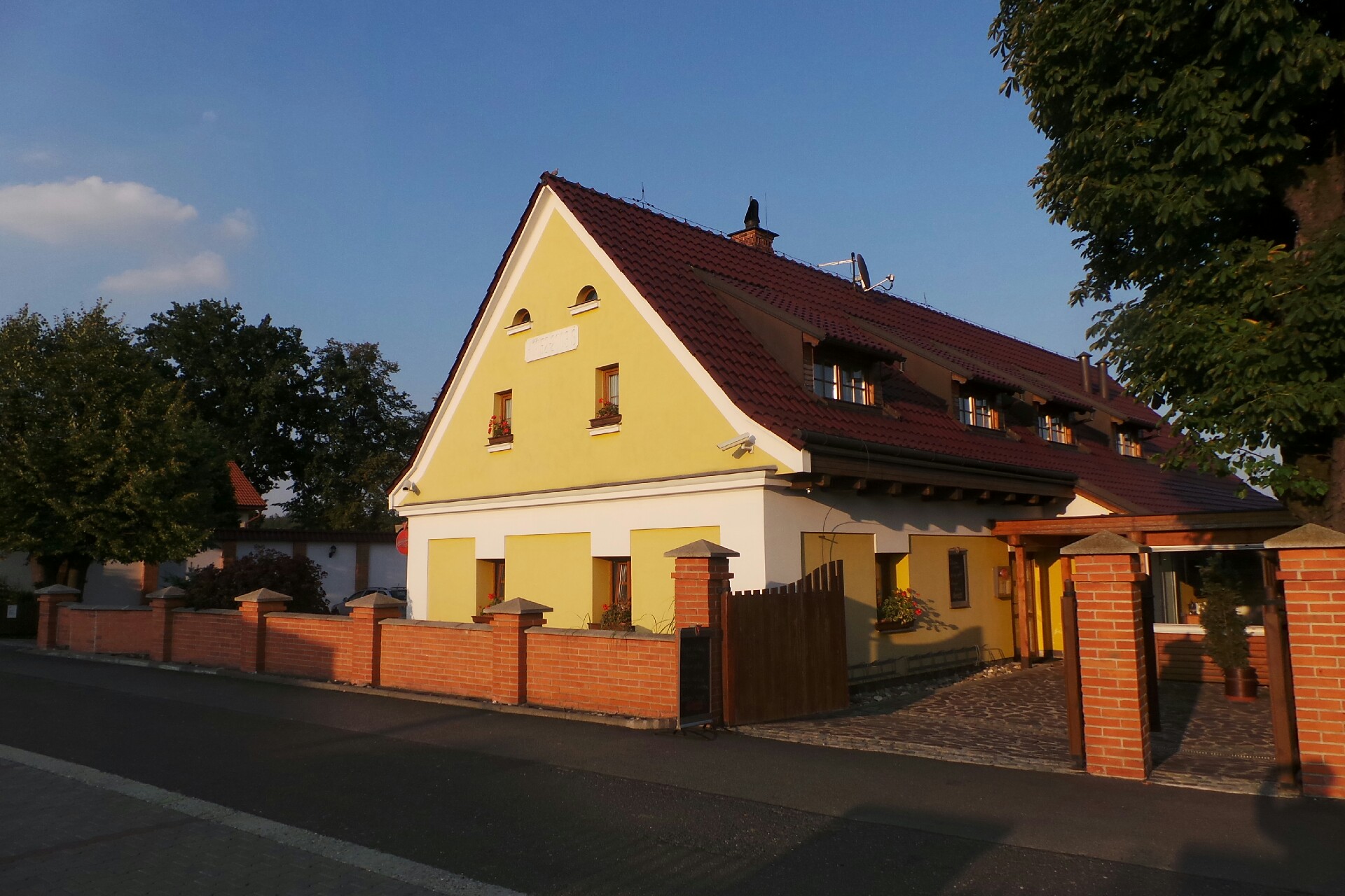 Restaurace Šindlerův dvůr