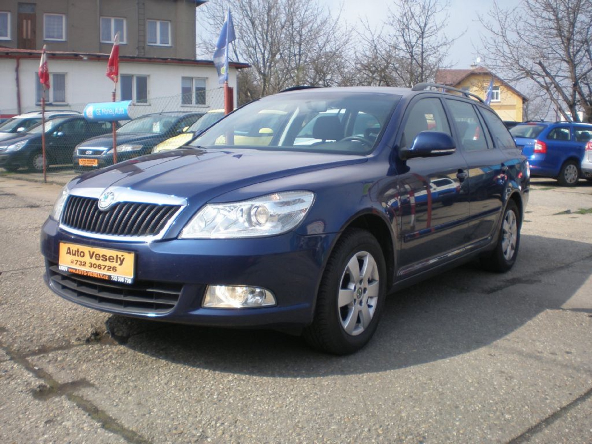 Auto VESELÝ foto 2