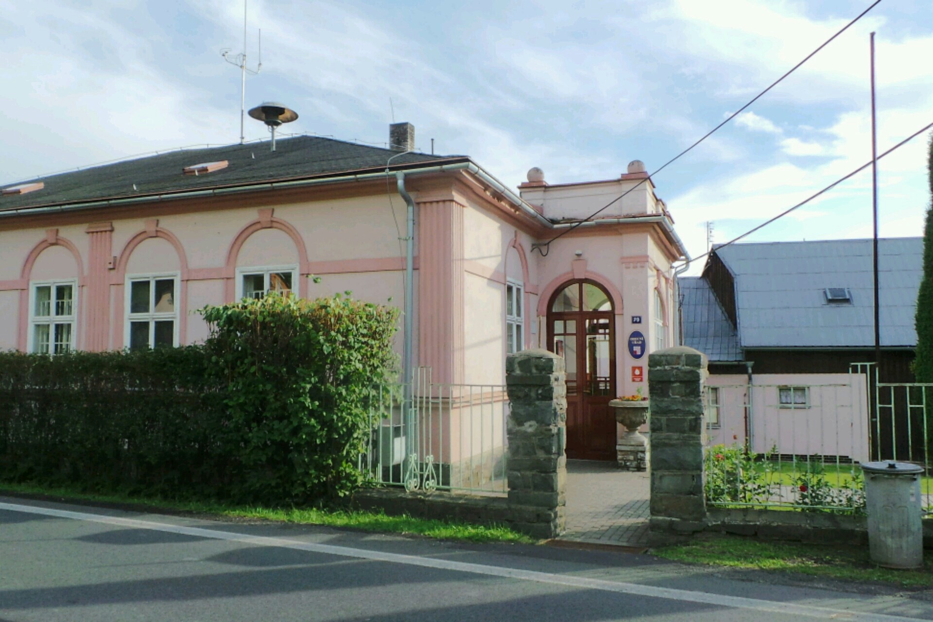 Široká Niva - obecní úřad