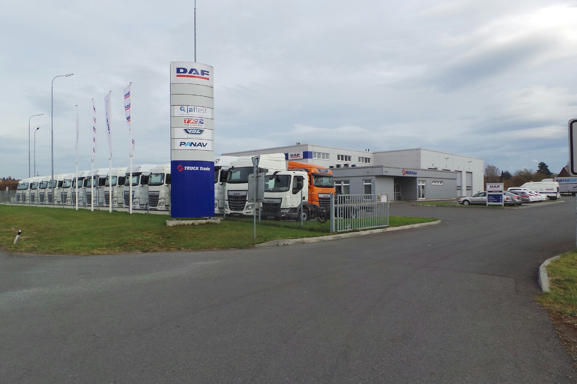 TRUCK TRADE, spol. s r.o.