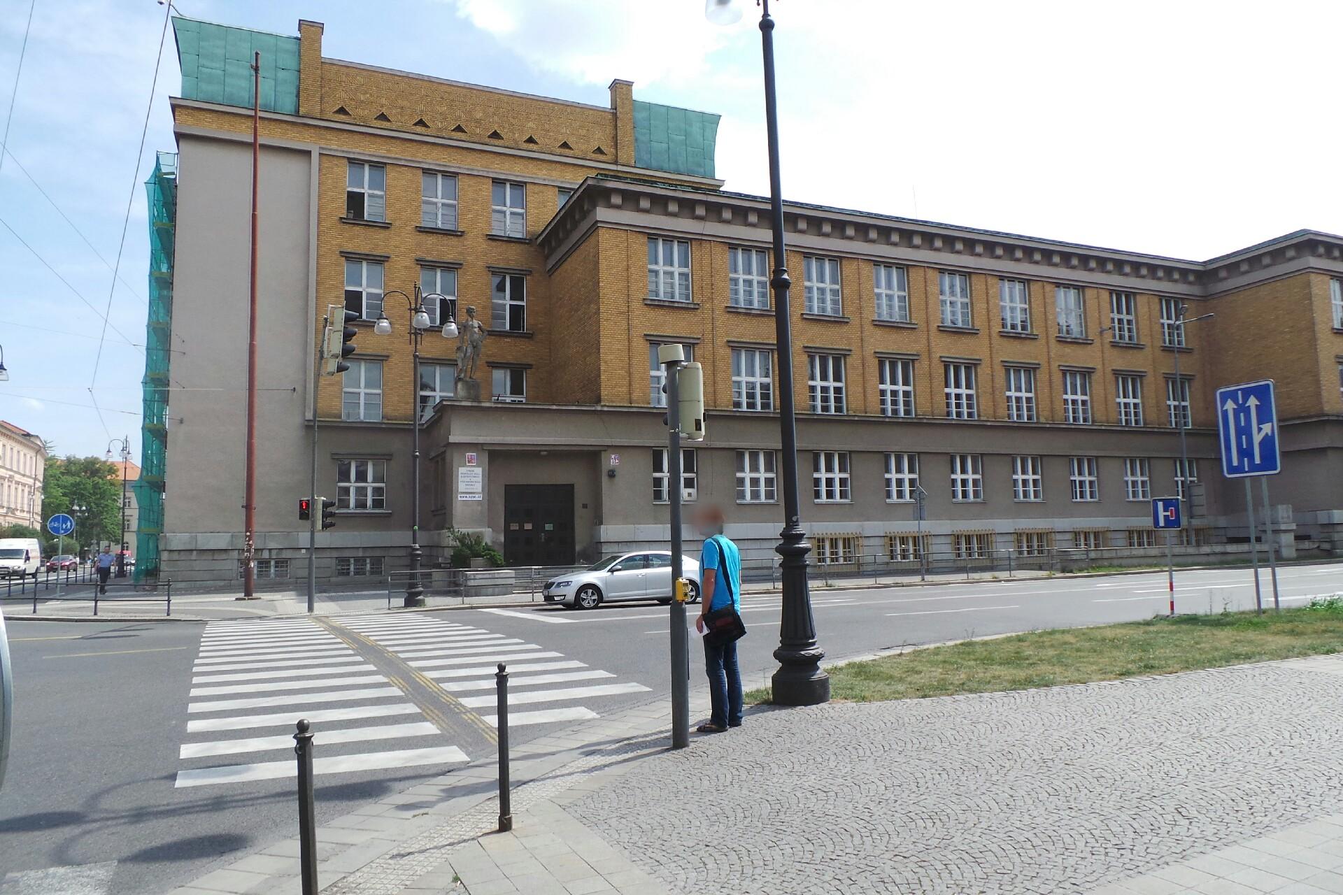 Střední průmyslová škola elektrotechnická a Vyšší odborná škola Pardubice