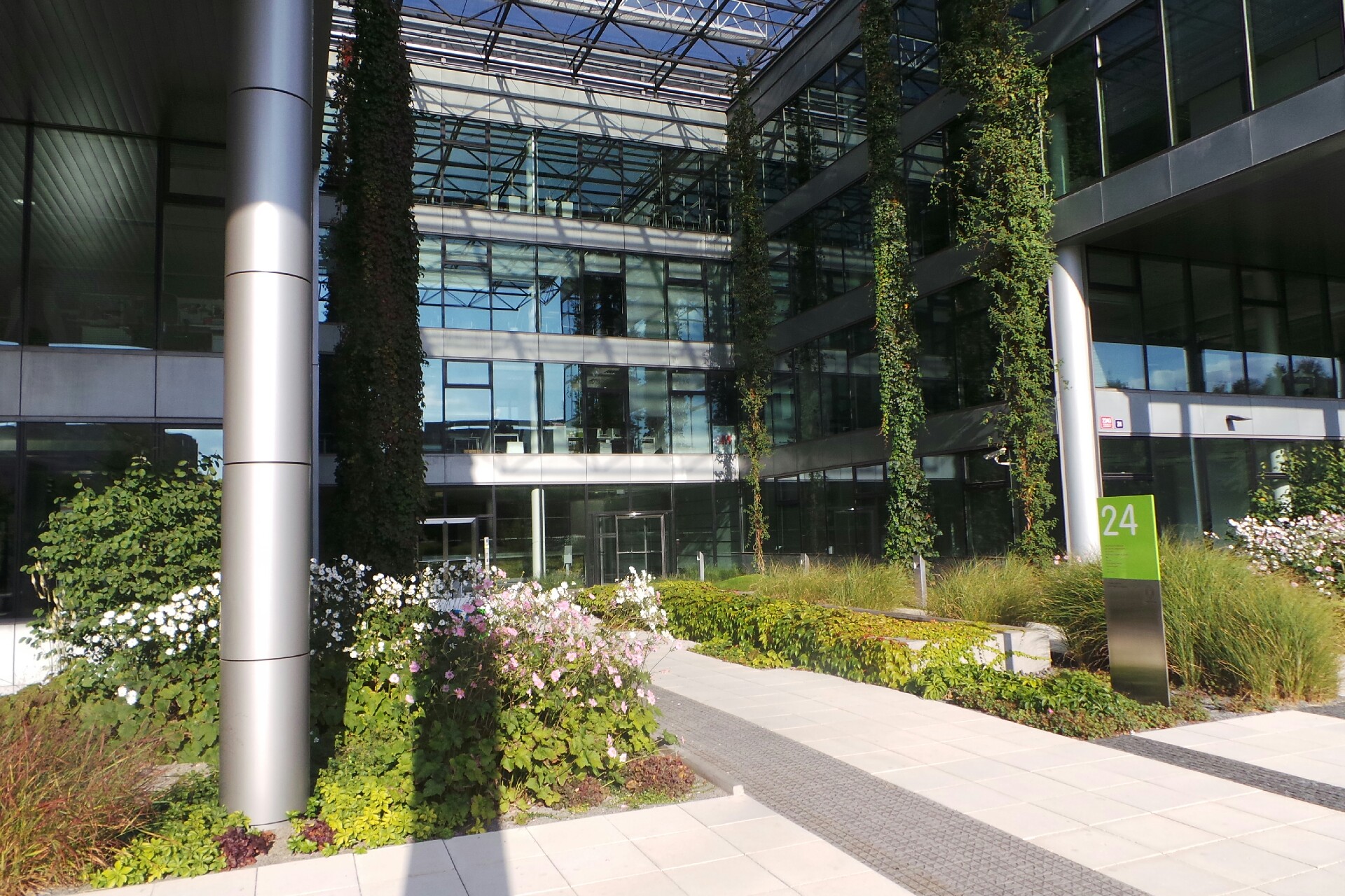 Mgr. Radomíra Součková- Finanční služby