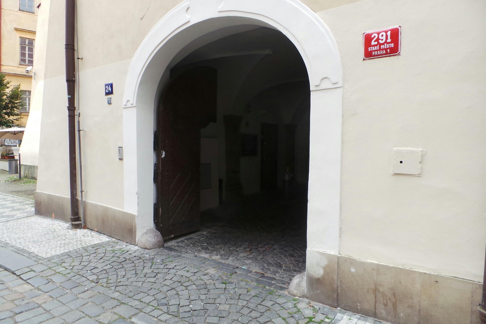 Mgr. Martin Barta, advokát