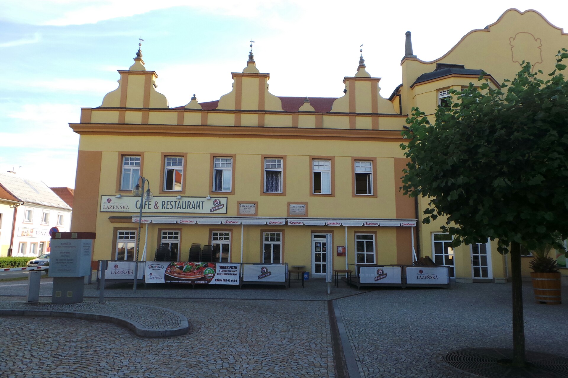 Kavárna Léčebné lázně Bohdaneč