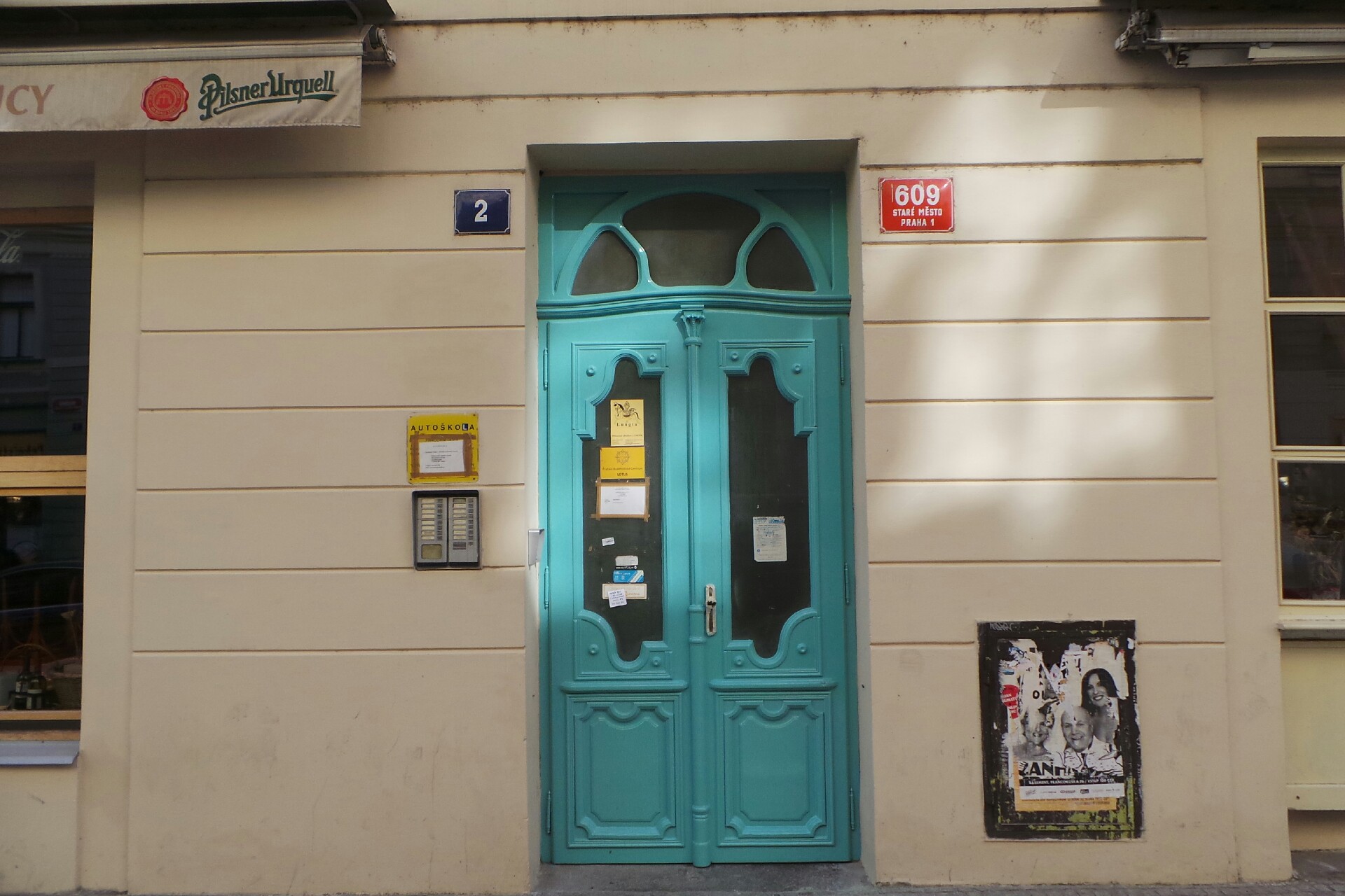 Lotus - Pražské buddhistické centrum