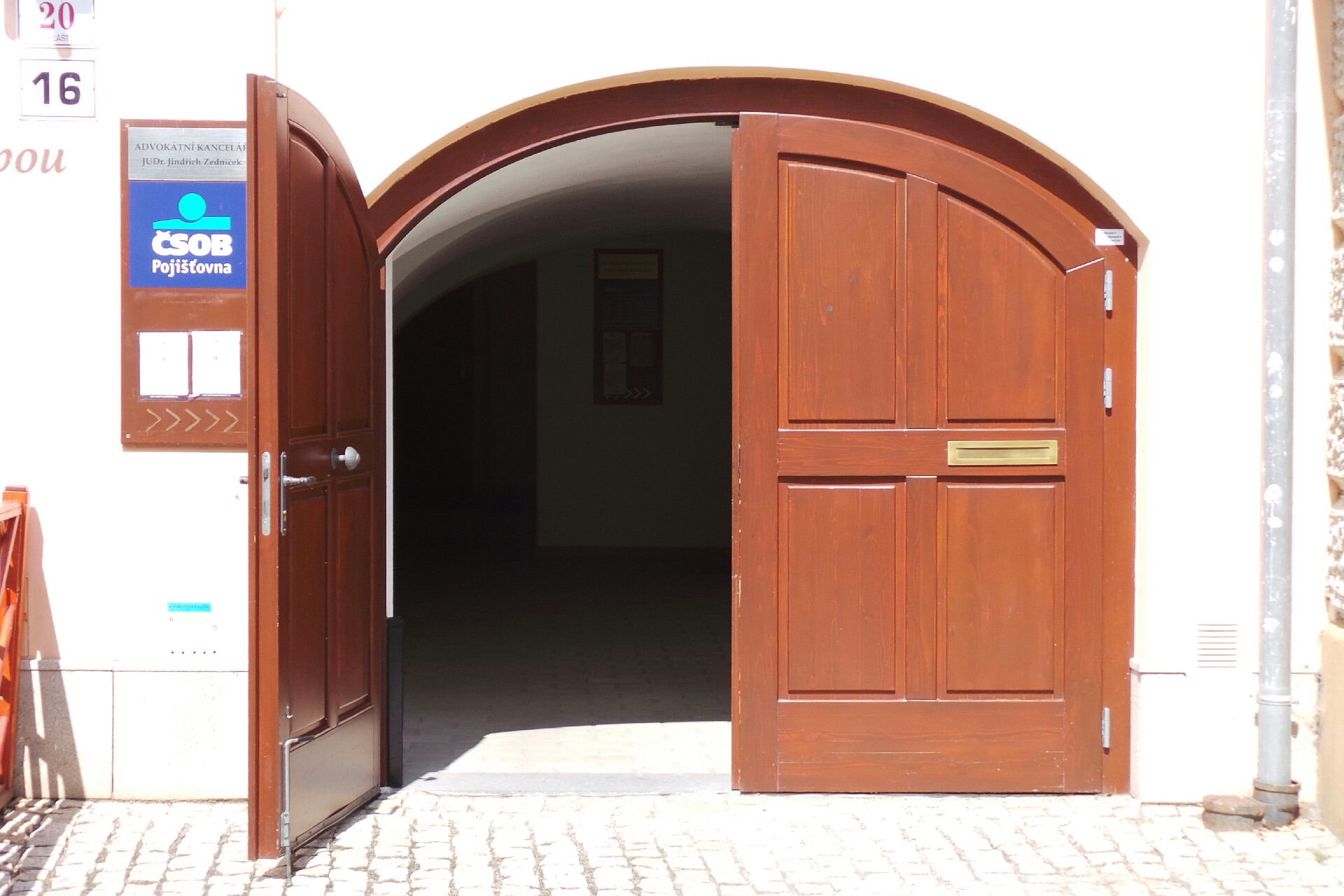 JUDr. Jindřich Zedníček, advokát