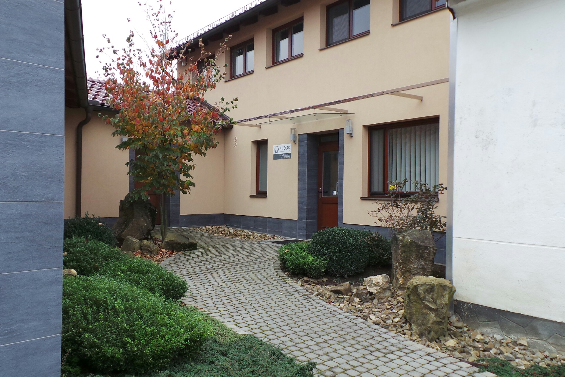 Kusák stomatologie, s.r.o.