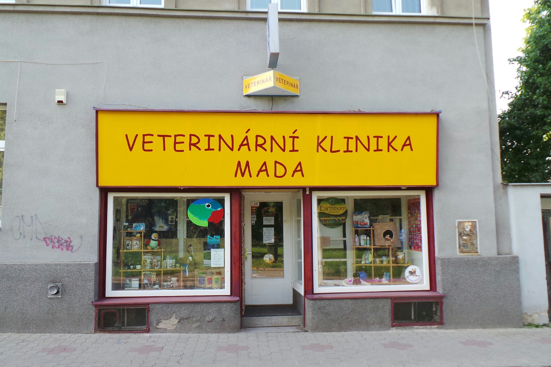 Prodej chovatelských potřeb - Veterinární klinika MADA