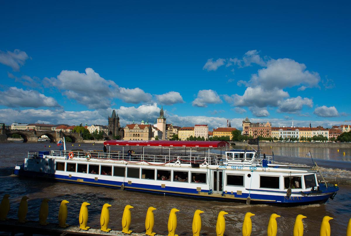 Vltava River Cruises - BOAT NATAL foto 4