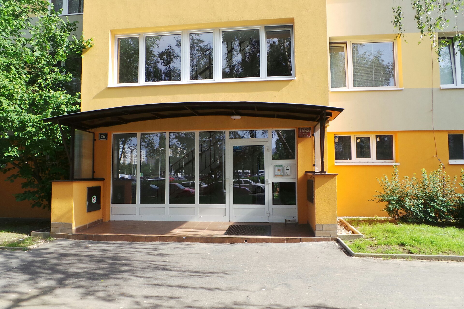 JUDr. Miroslav Jindrák,  advokát