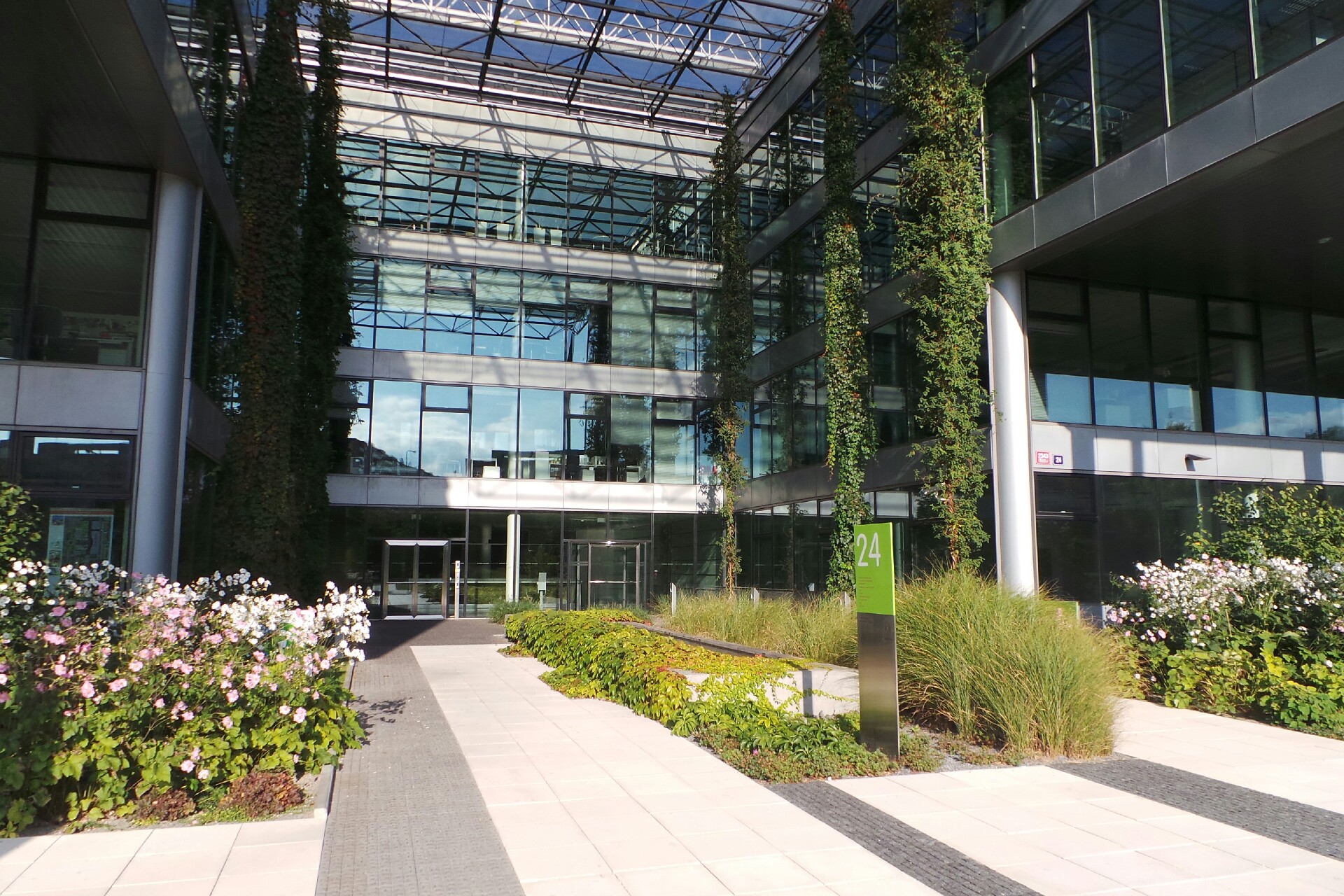 Kancelářské potřeby - 3M Česko, spol. s r.o.