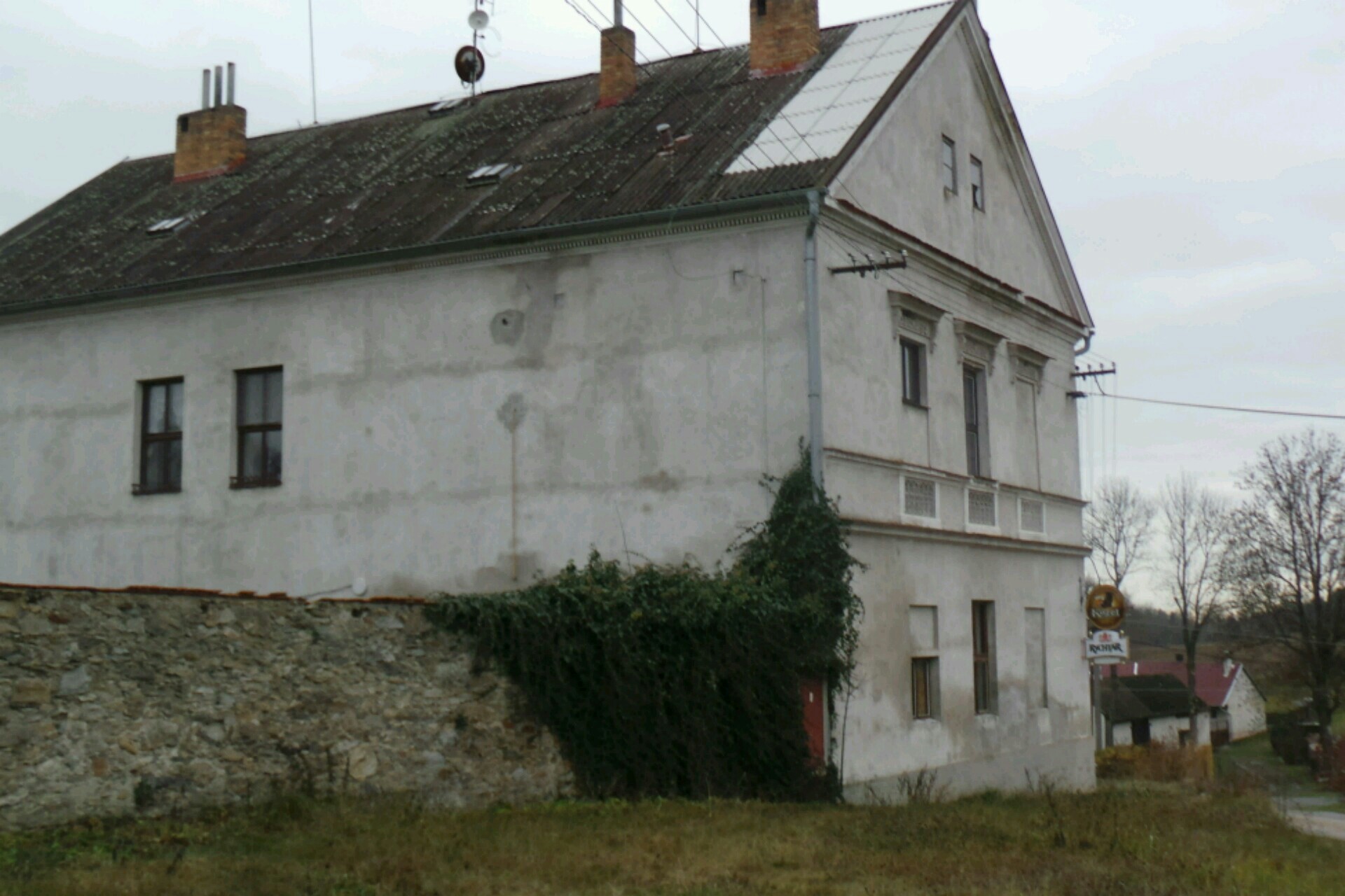 Hostinec Zvláštní škola foto 1