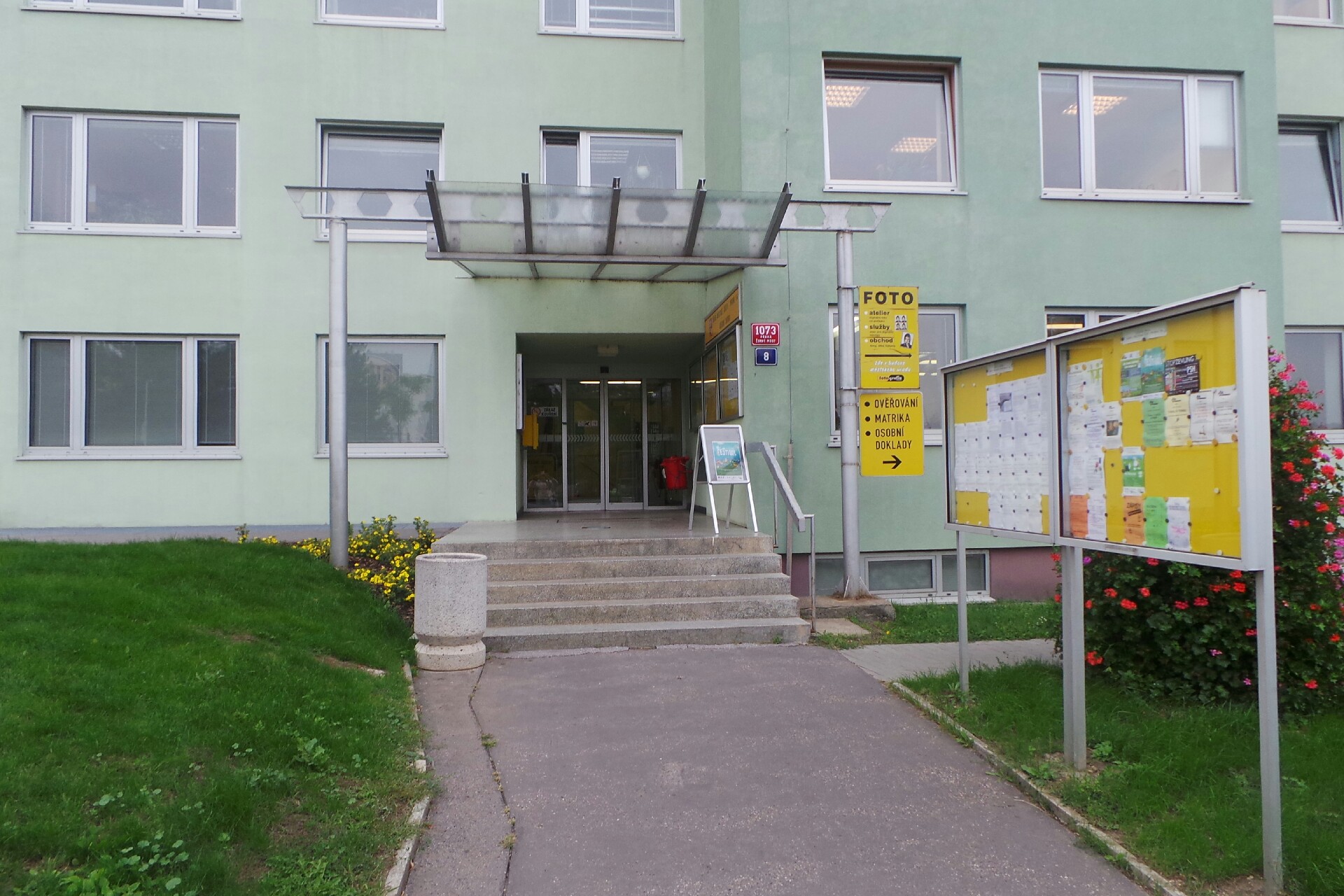 Úřad městské části Praha 14