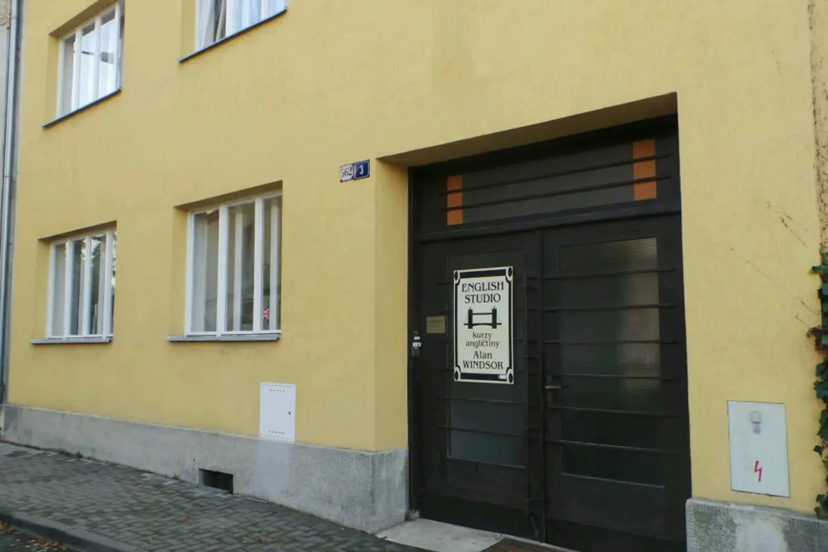 English studio