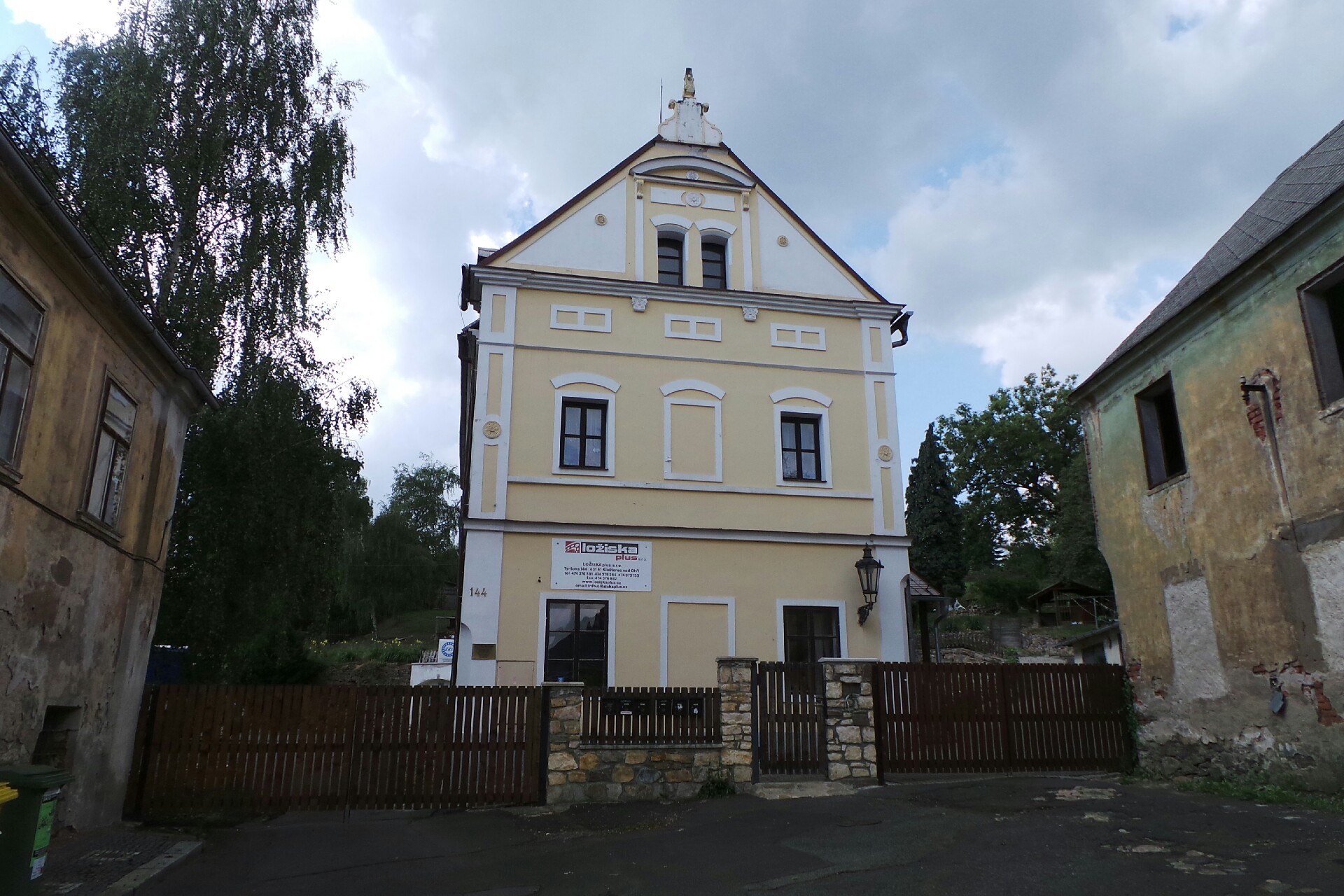 LOŽISKA plus, s.r.o.