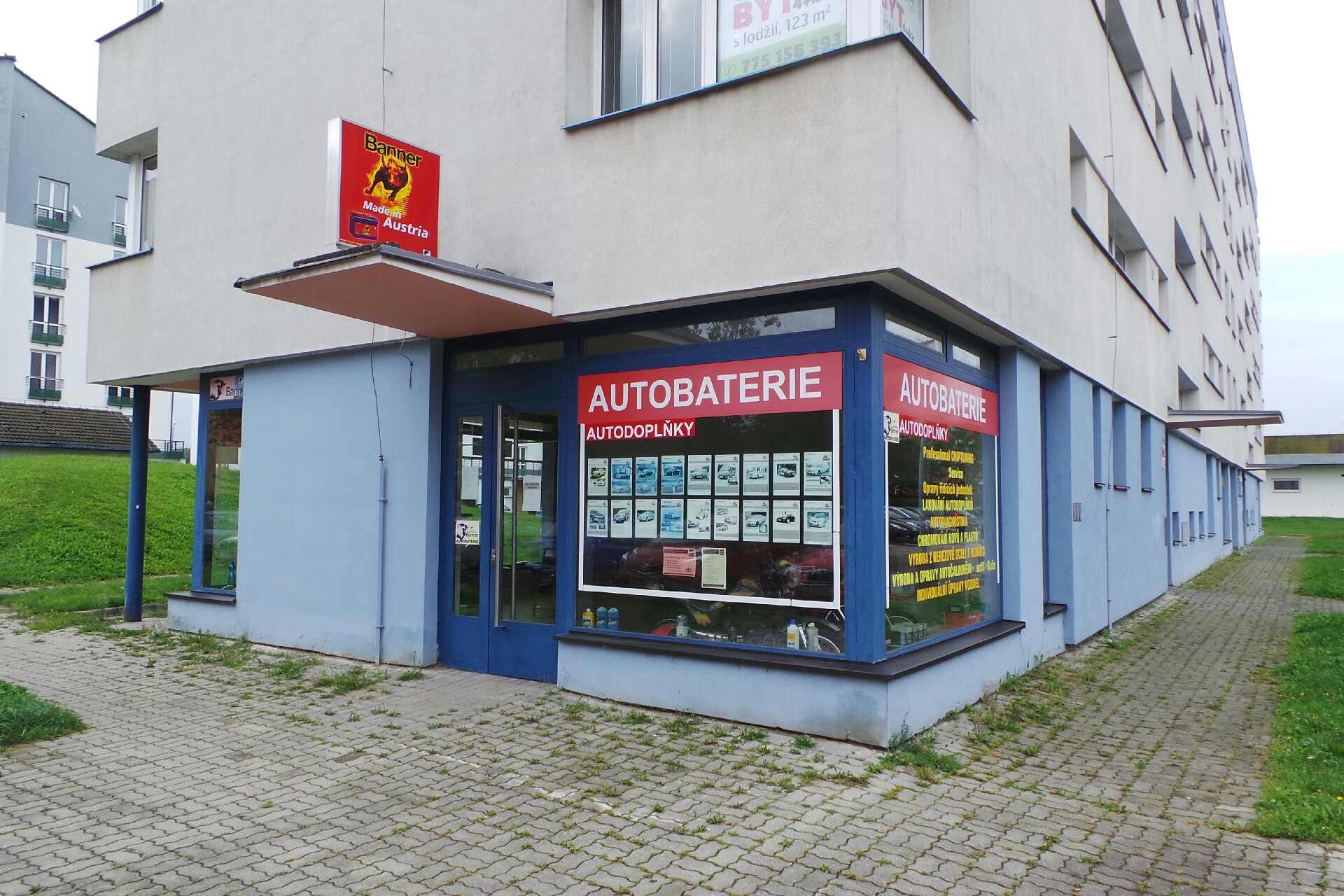 TINOSS s.r.o. - chov kuřat