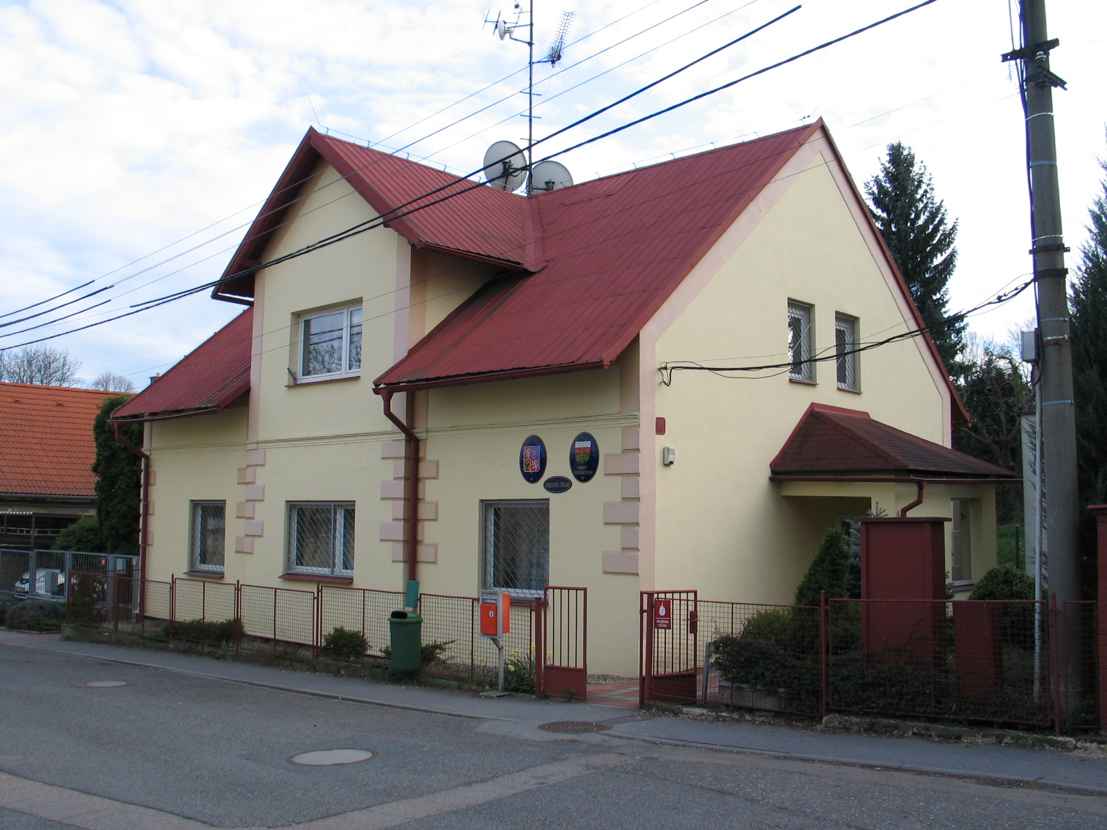 Kněževes - obecní úřad