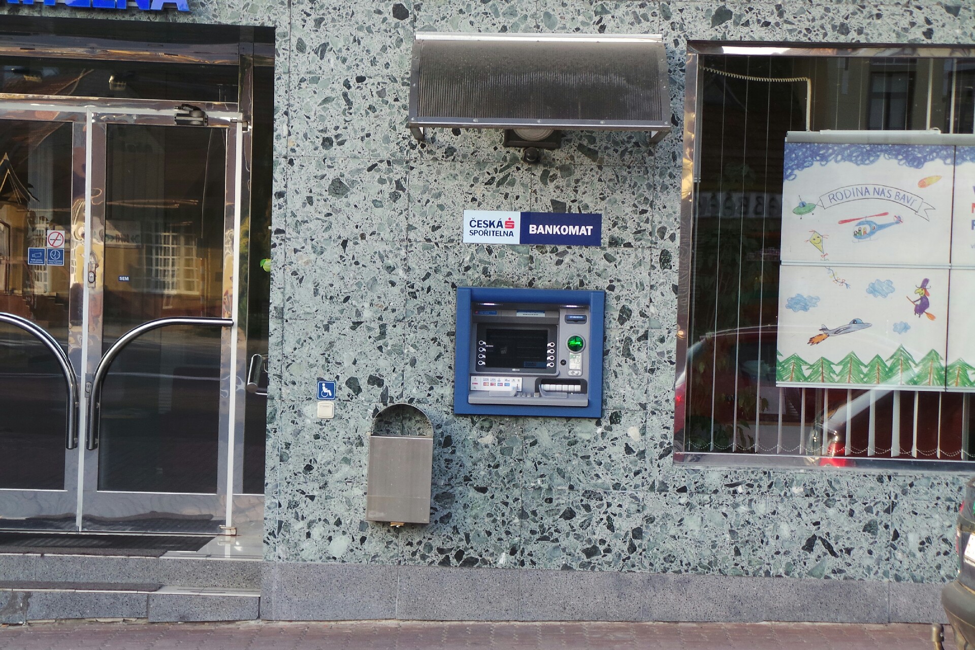 Bankomat České spořitelny foto 1