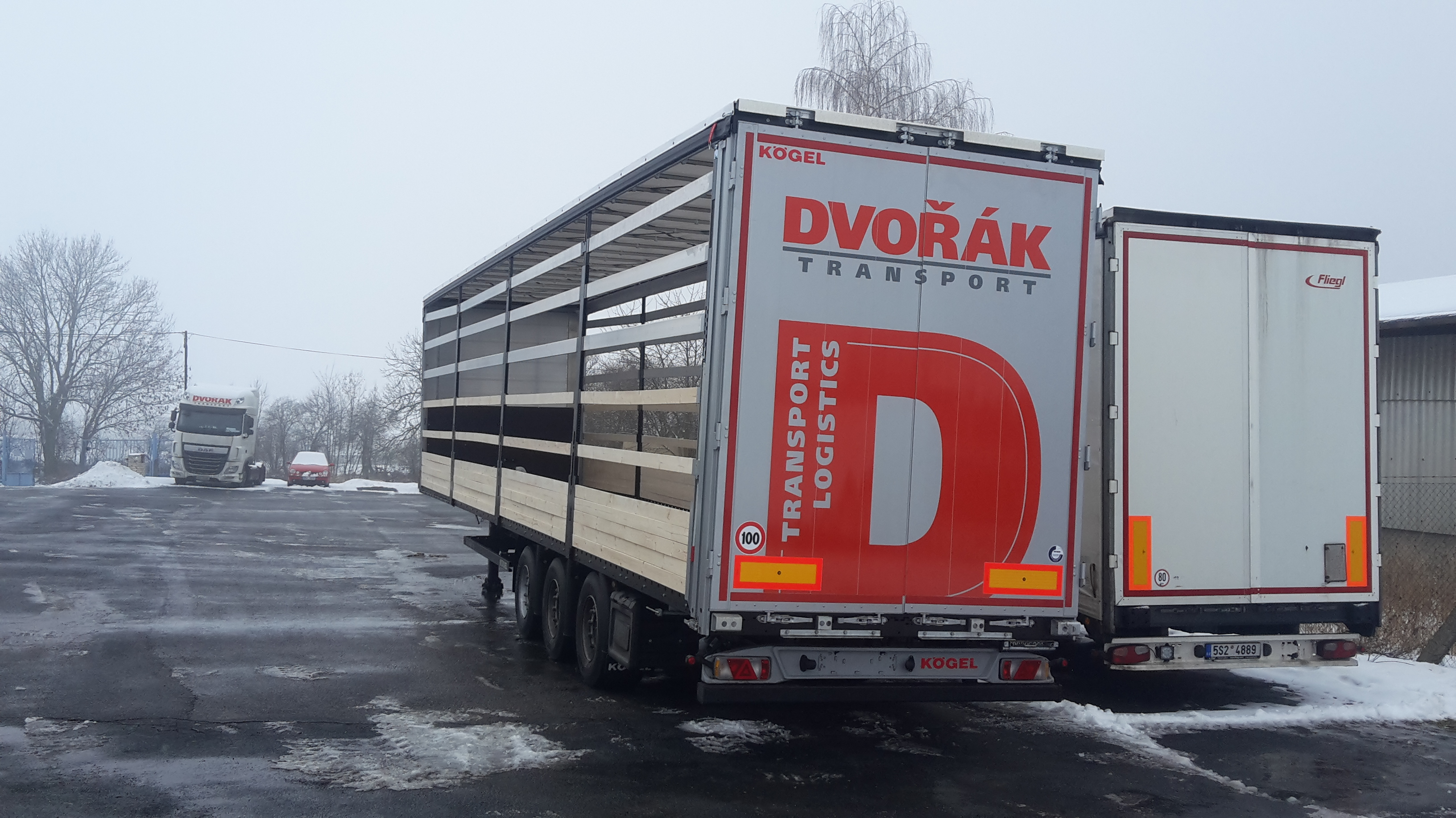 DVOŘÁK TRANSPORT, s.r.o. foto 2