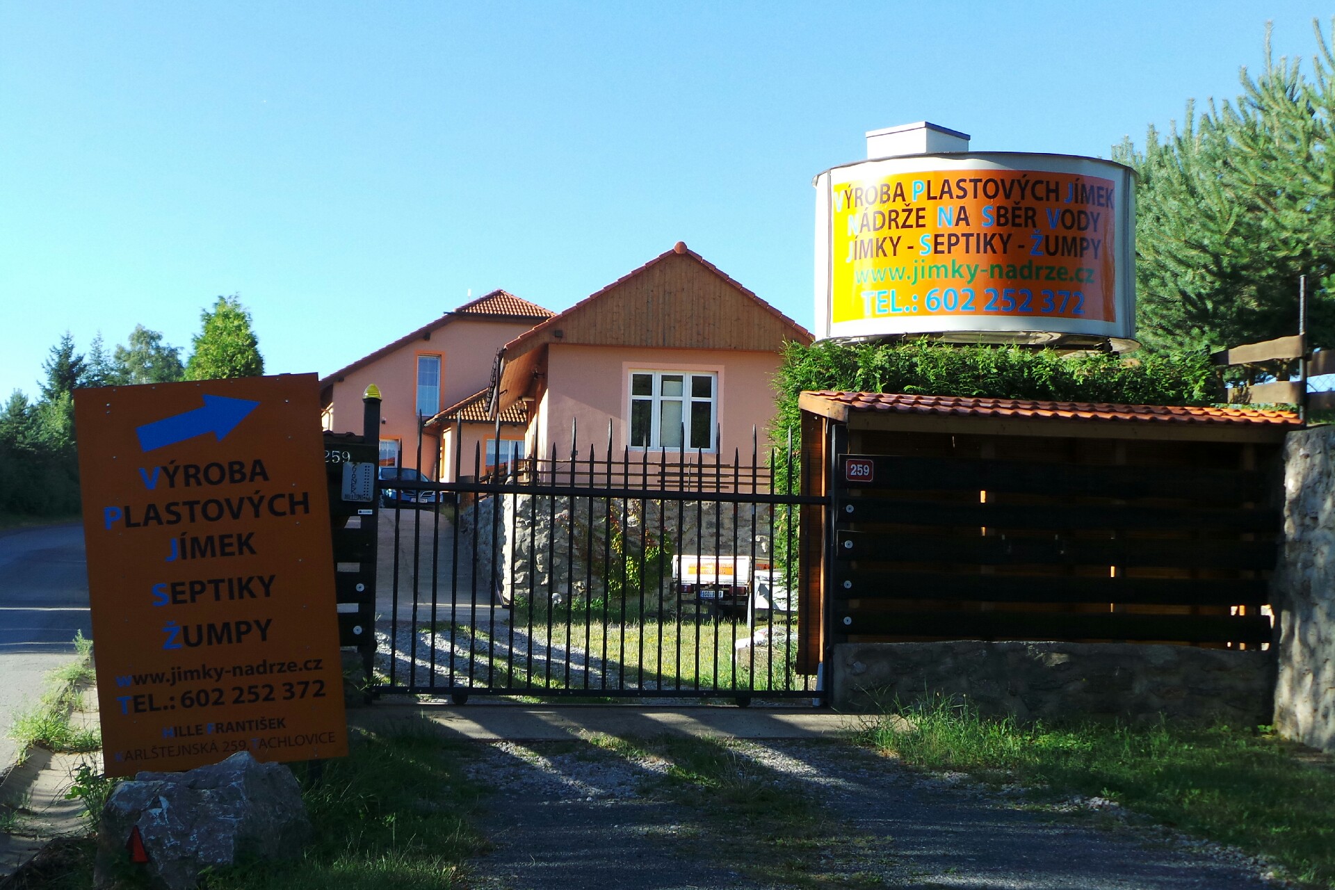 František Hille - jímky-nádrže.cz