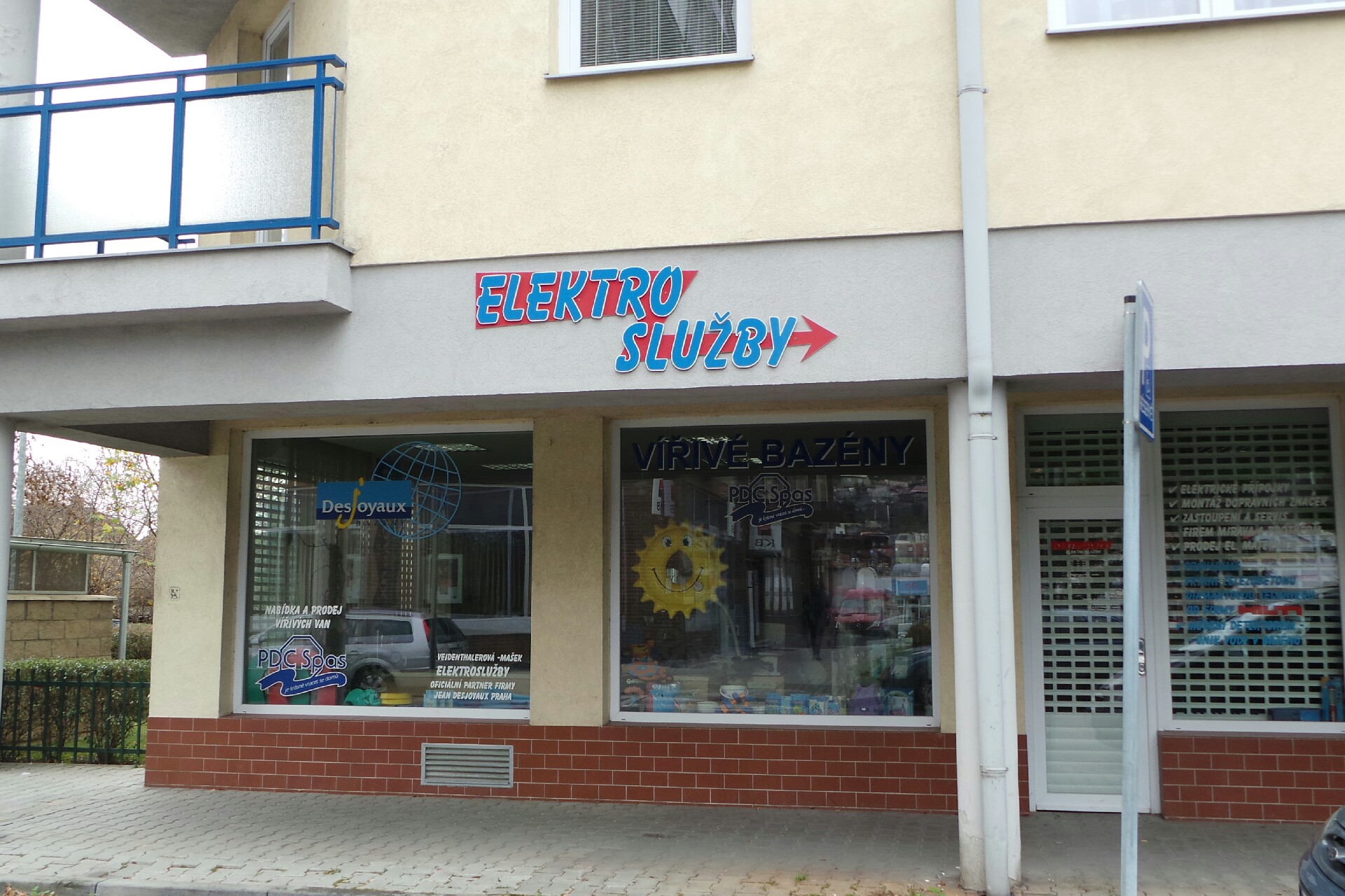 Elektroslužby Iva Veidenthalerová