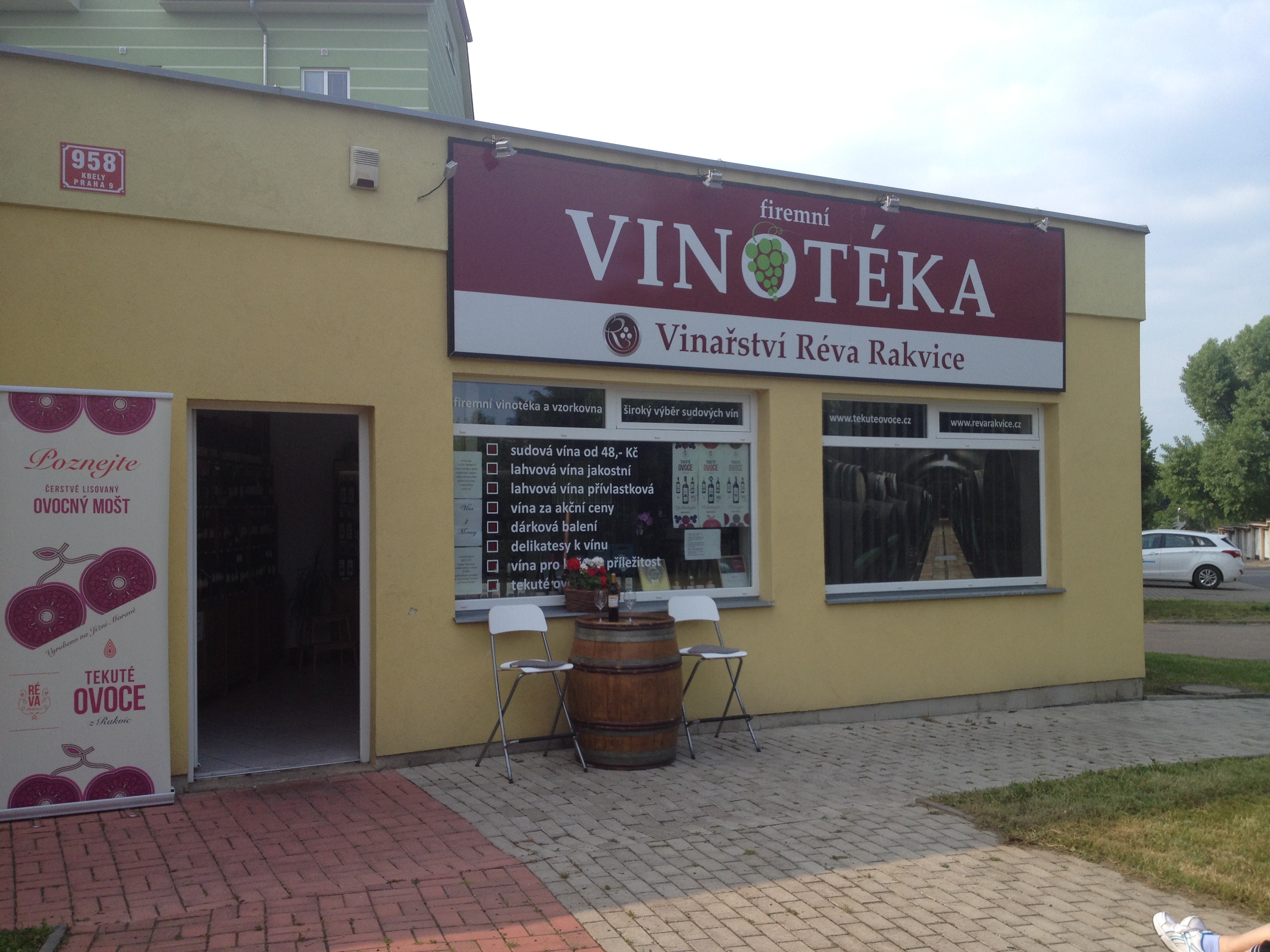 Firemní vinotéka Réva Rakvice foto 1