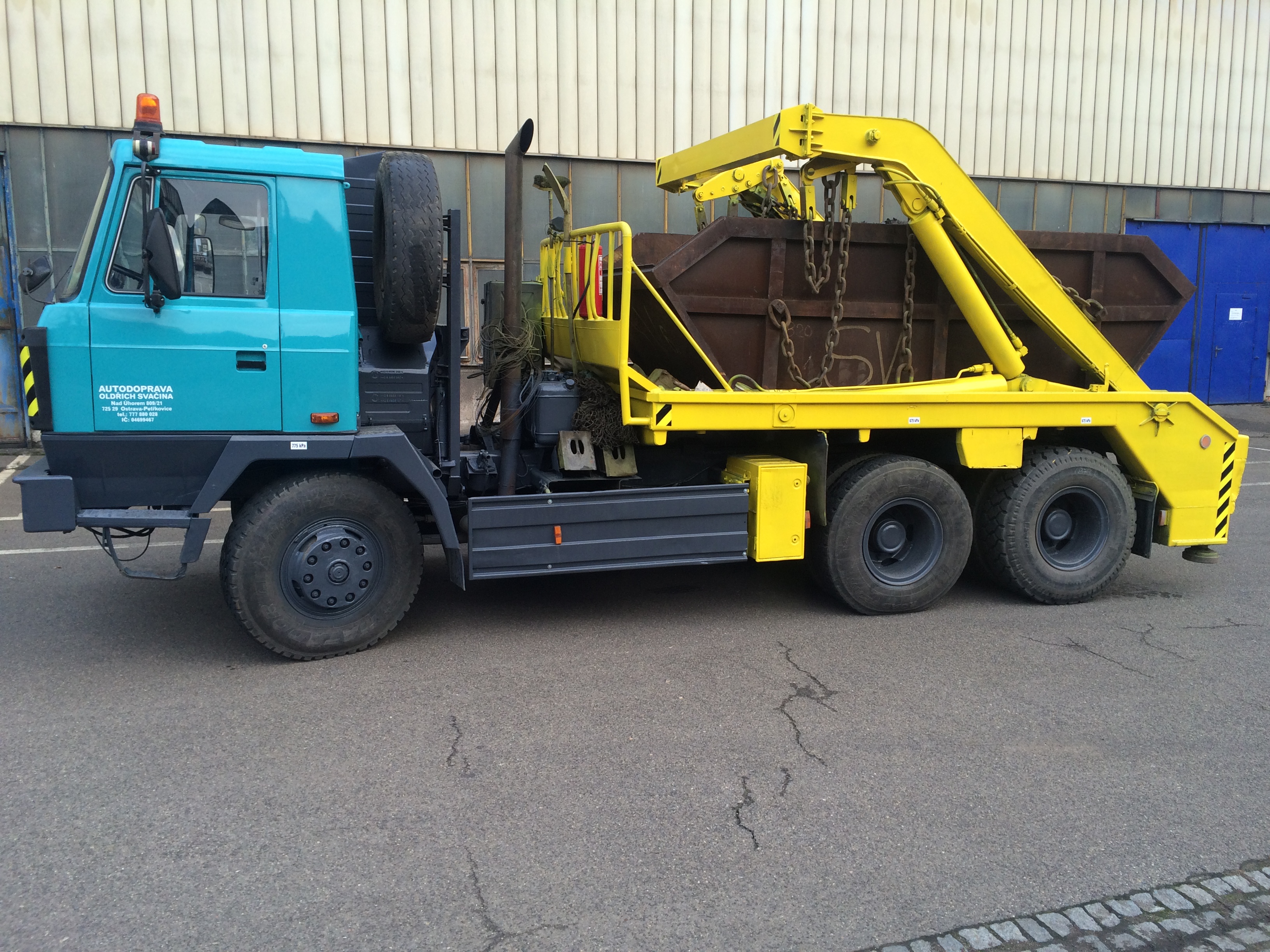 Kontejnerová autodoprava - Oldřich Svačina foto 3